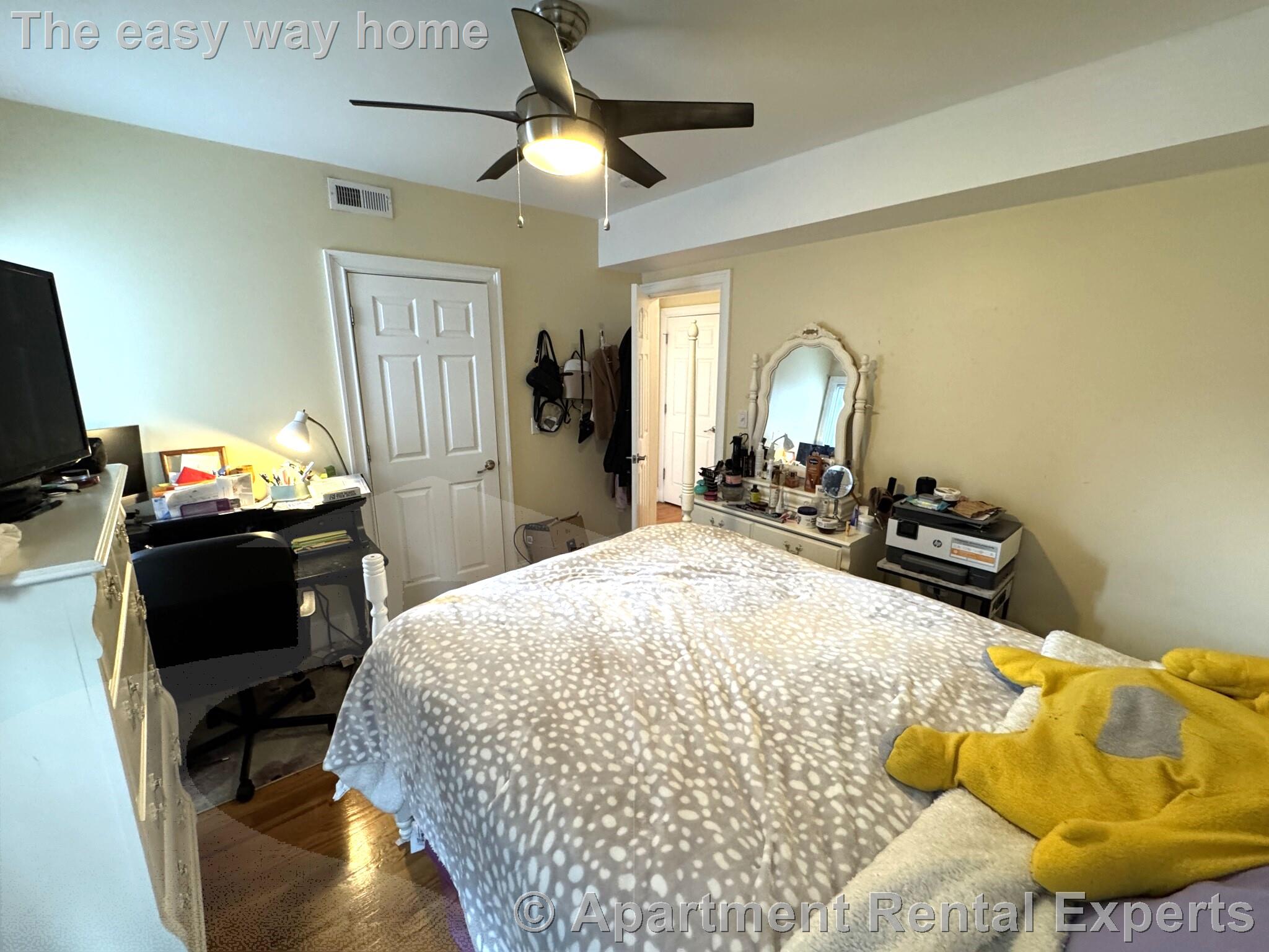 30 Cambridge Ter, Porter Square