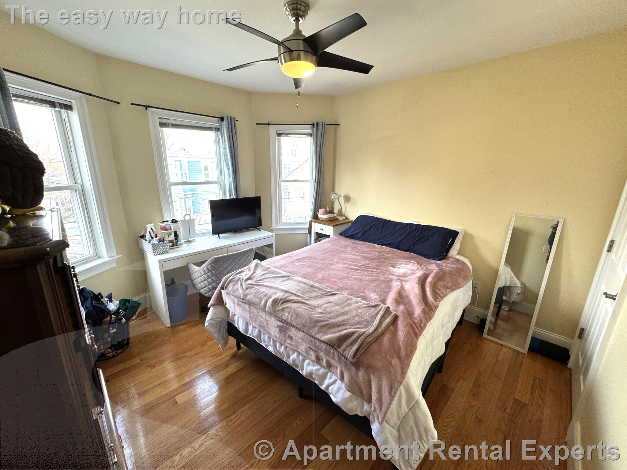 30 Cambridge Ter, Porter Square