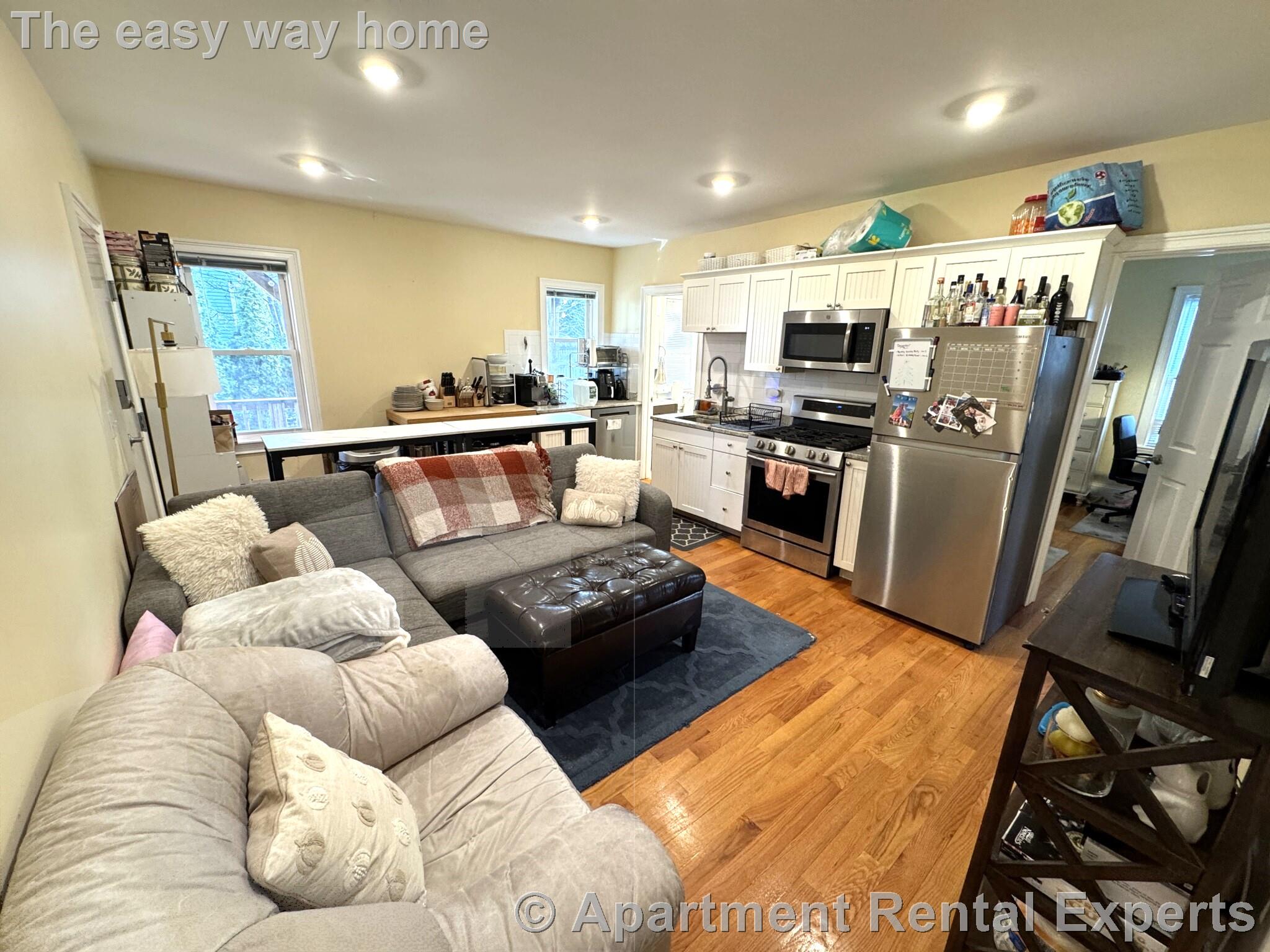 30 Cambridge Ter, Porter Square