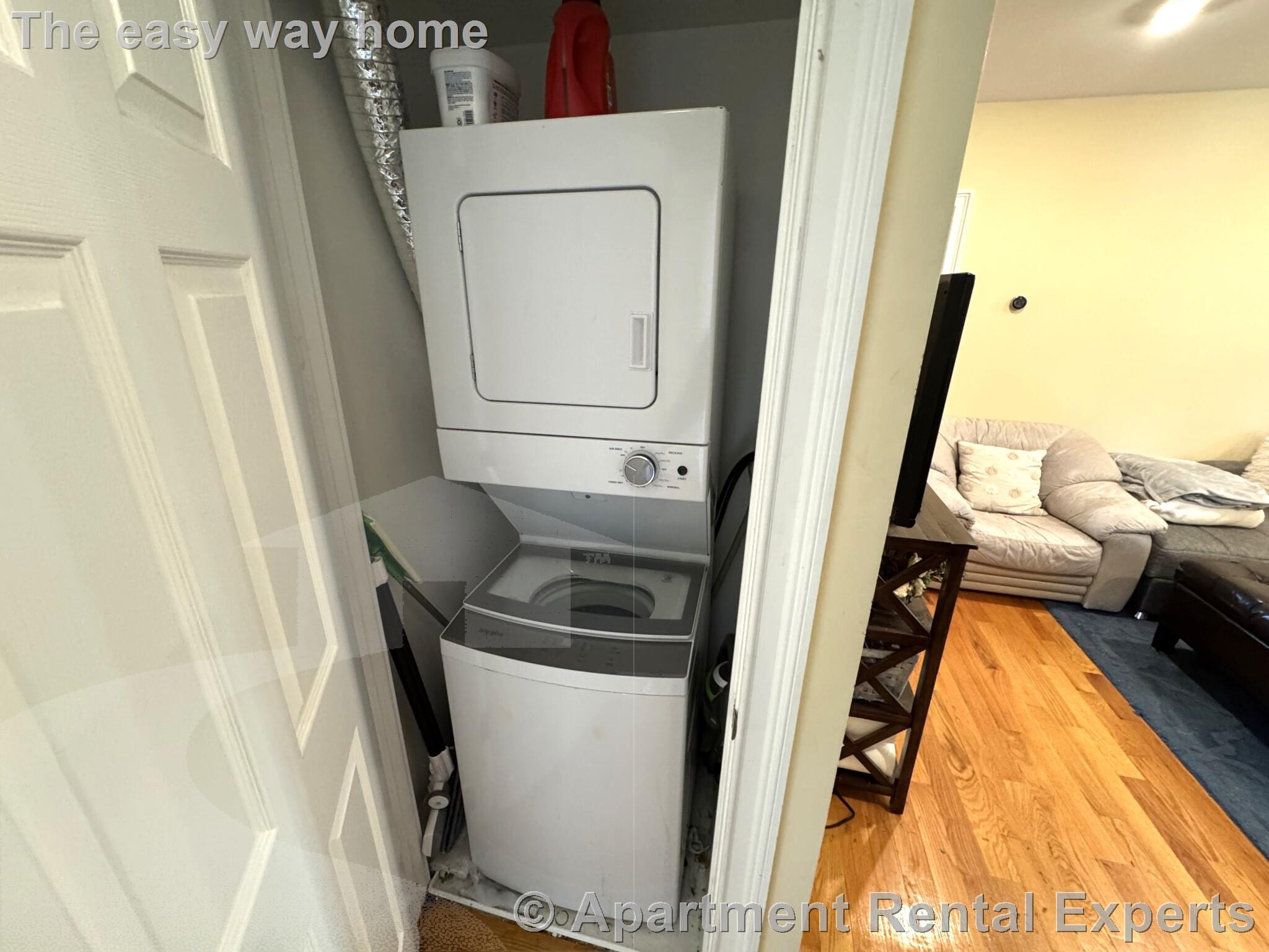 30 Cambridge Ter, Porter Square