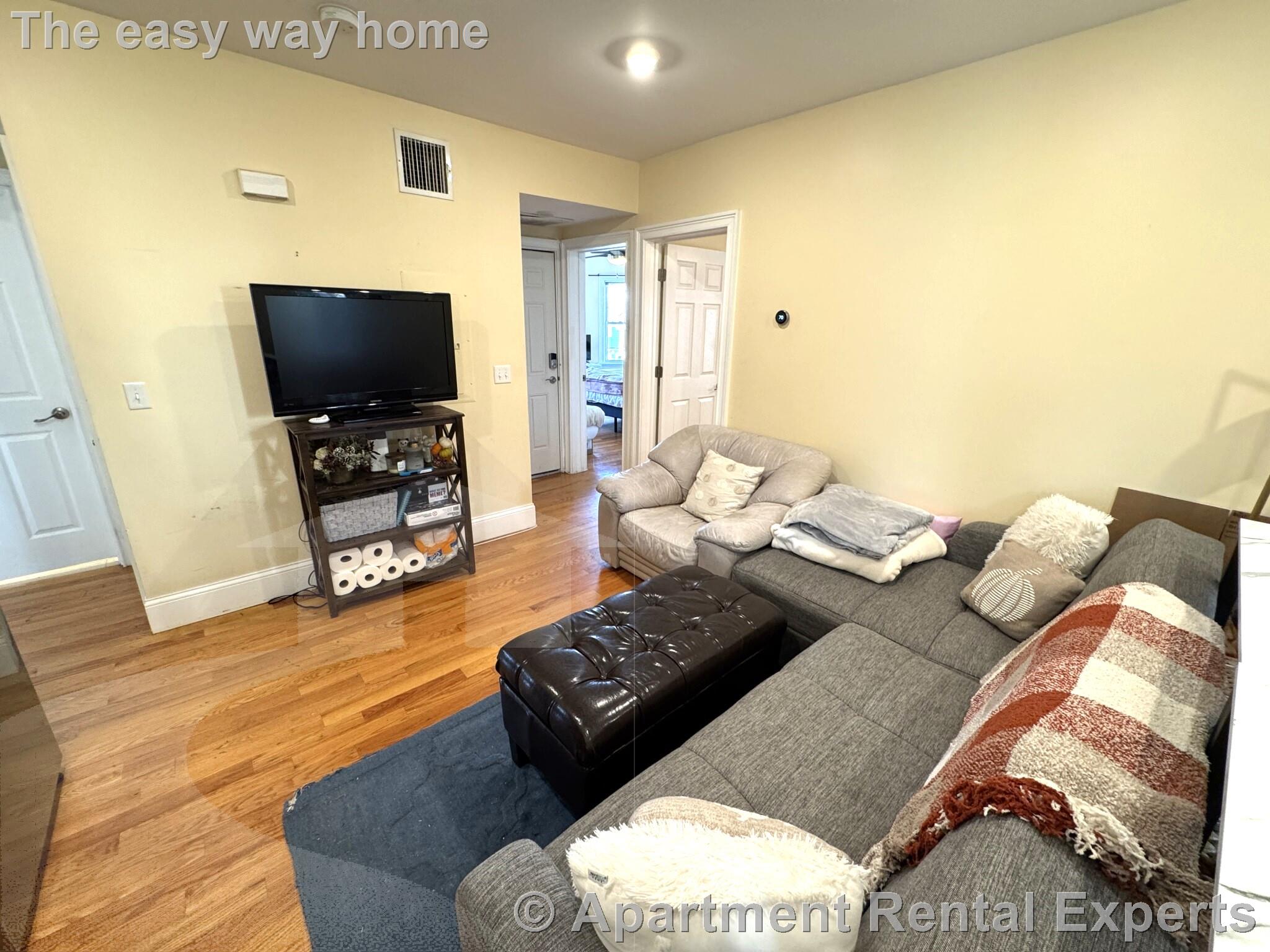 30 Cambridge Ter, Porter Square