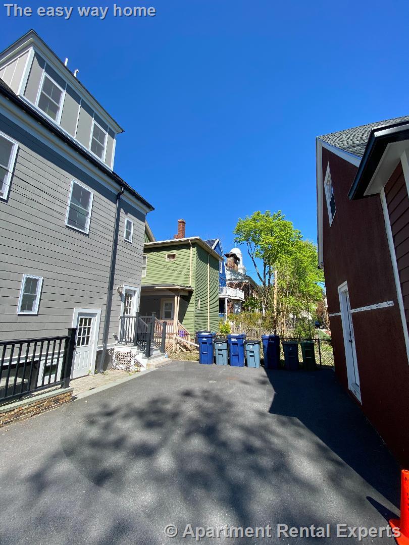 15 Orchard St, Porter Square