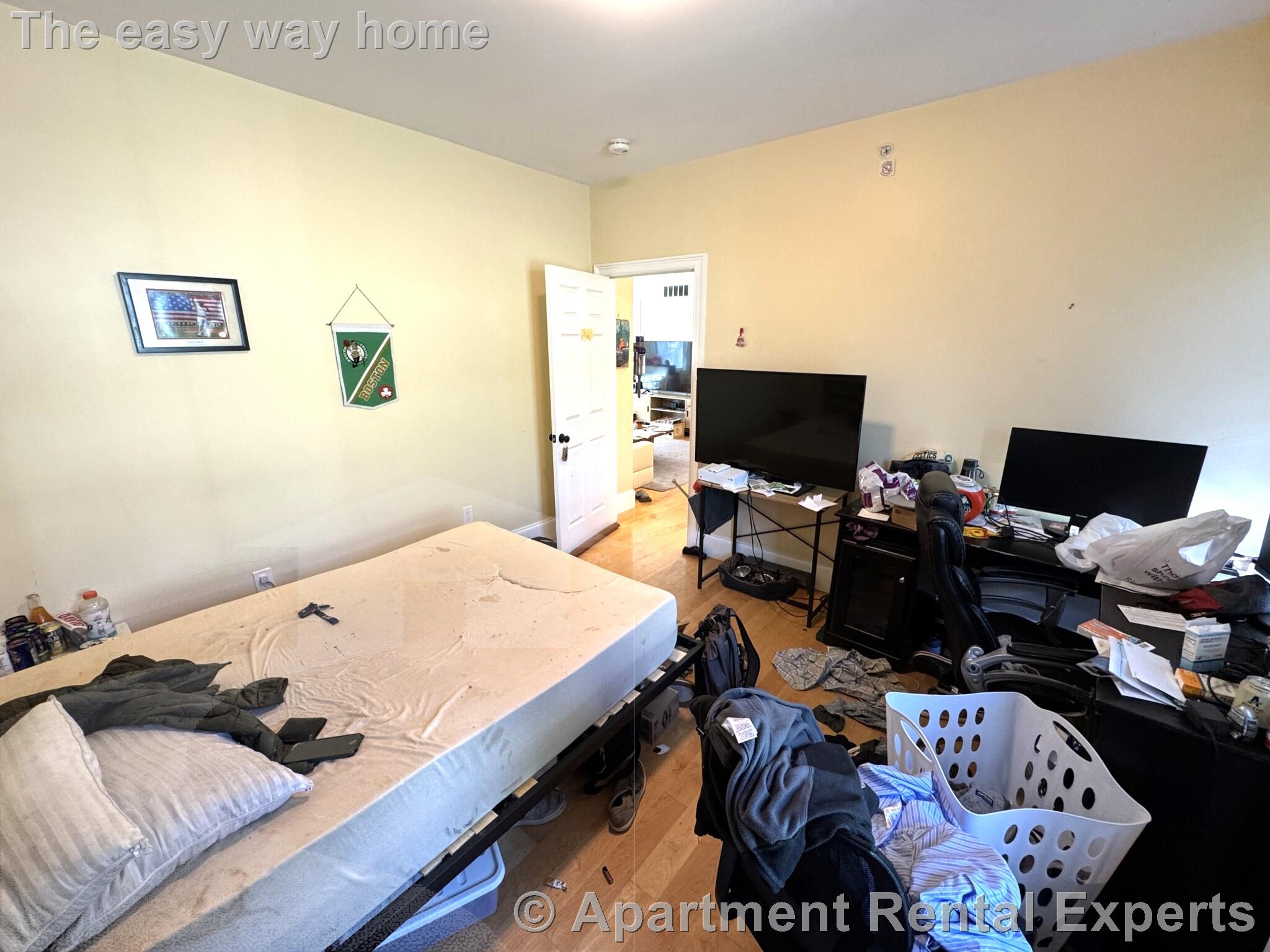 15 Orchard St, Porter Square