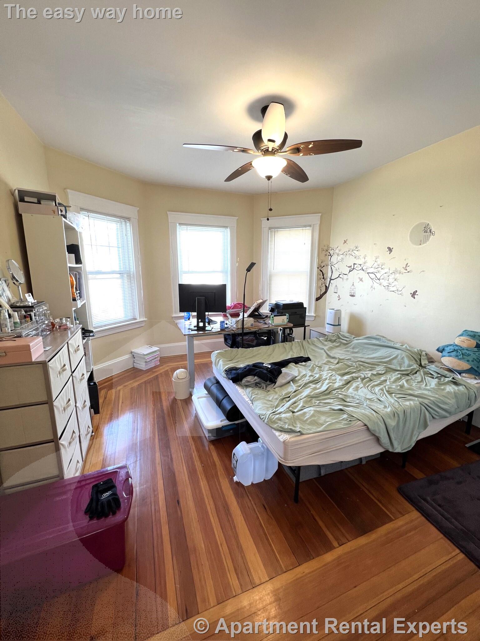 332 Beacon St, Porter Square