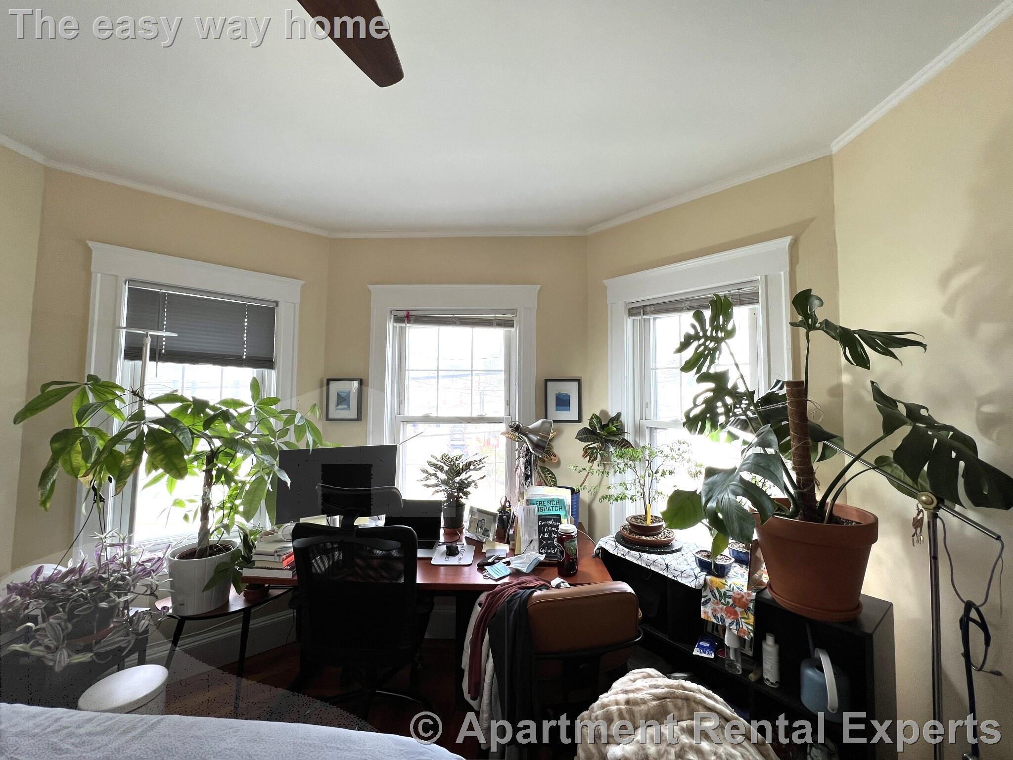 332 Beacon St, Porter Square