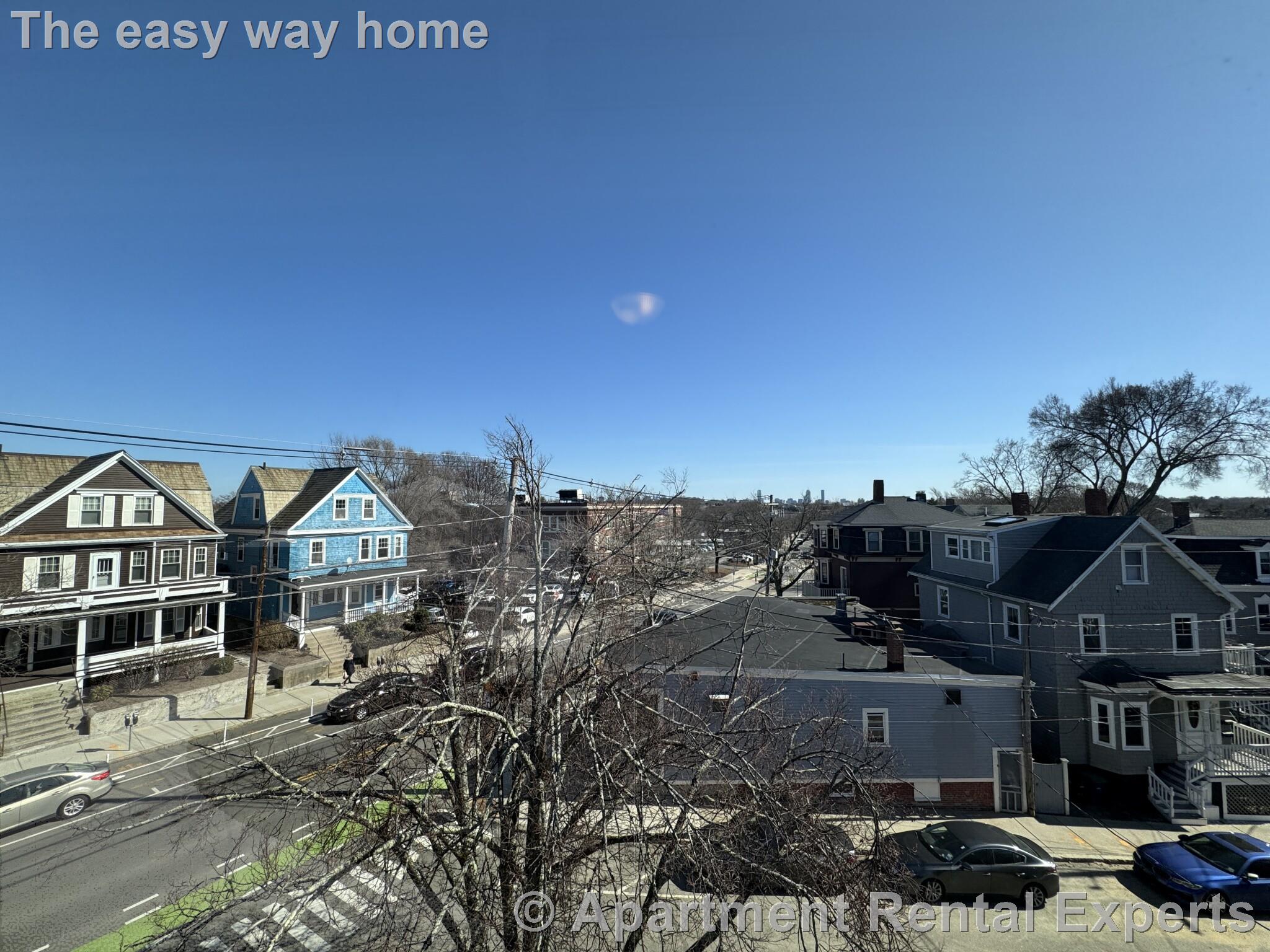 208 Holland St, Davis Square