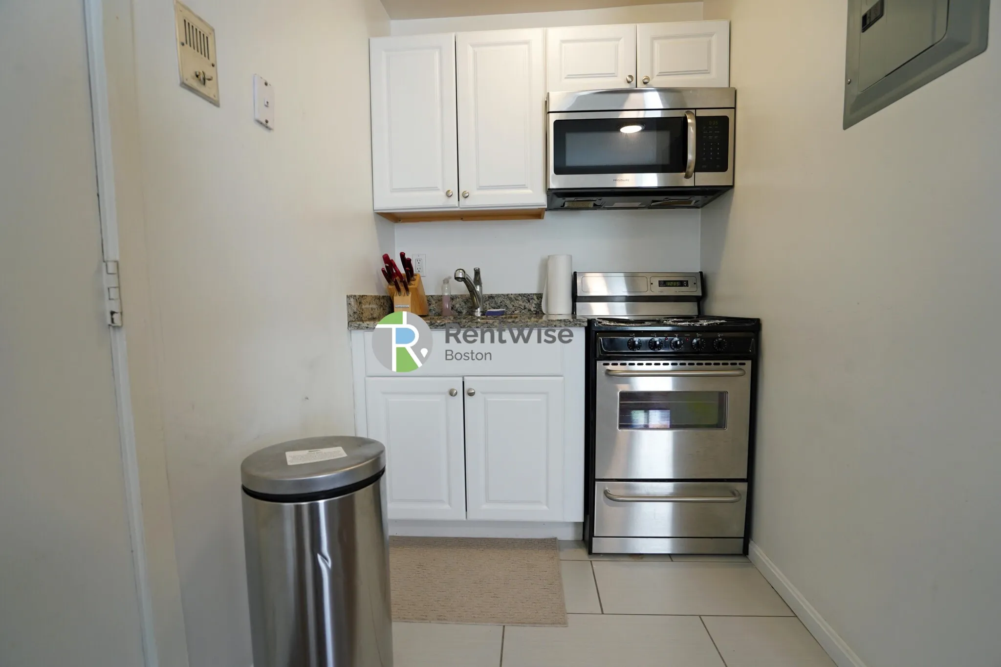 538 East Broadway, South Boston