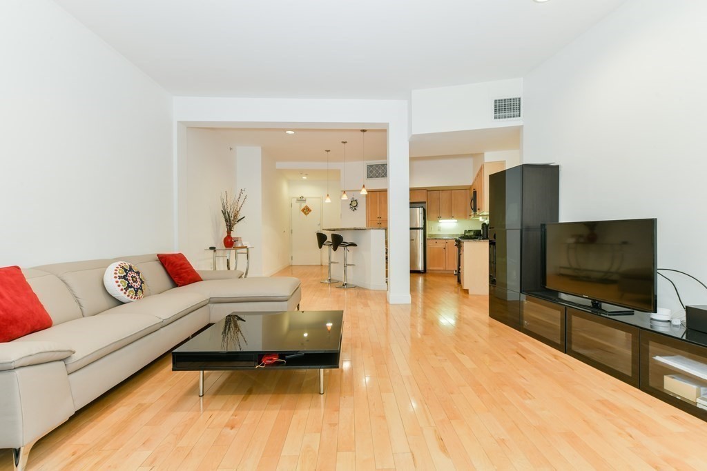 74 Kent St, Brookline Village