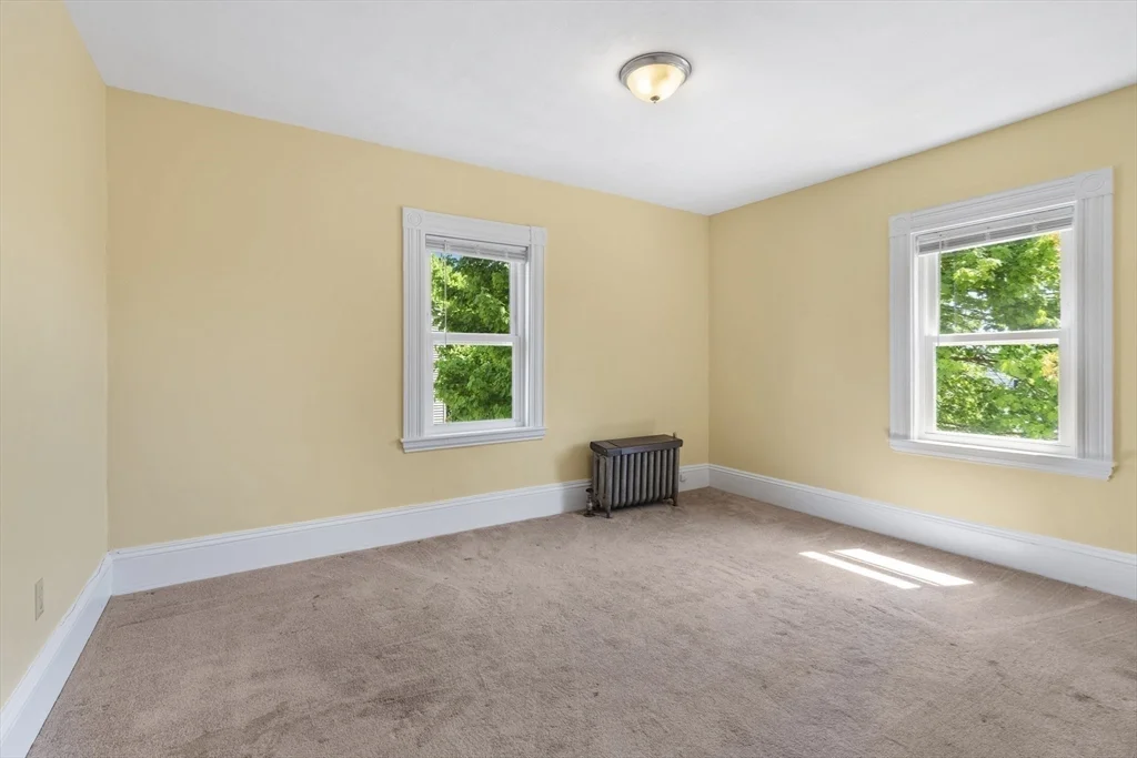 12 Folger Ave, Beverly