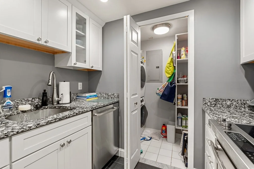 47 Harvard St, Charlestown