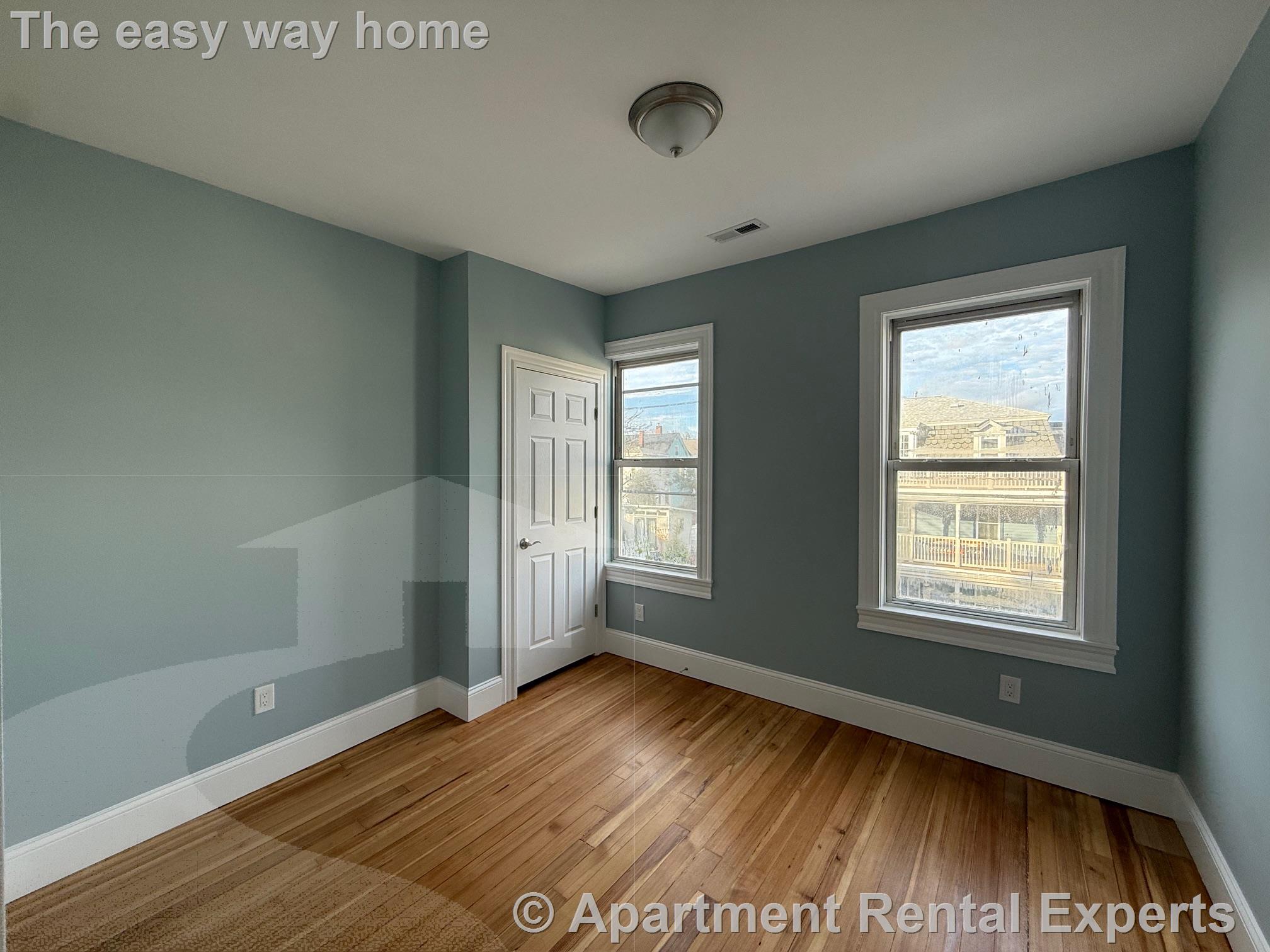 29 Cameron Ave, Davis Square