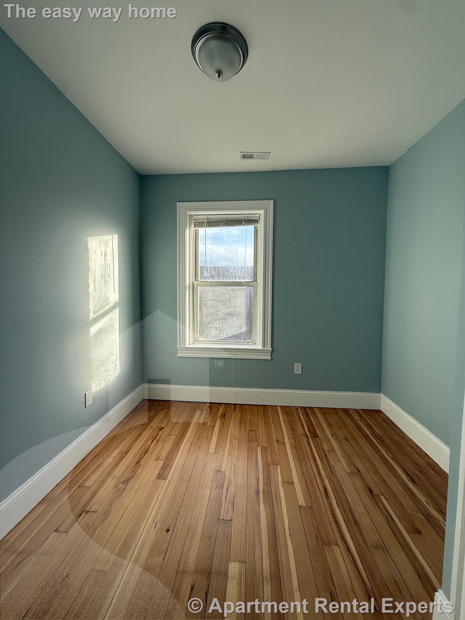 29 Cameron Ave, Davis Square