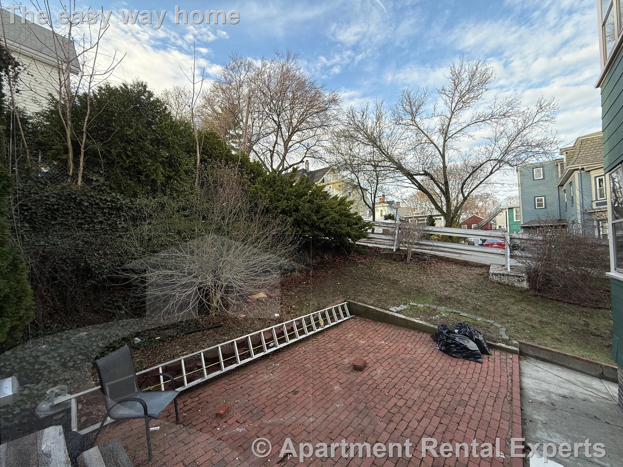 29 Cameron Ave, Davis Square