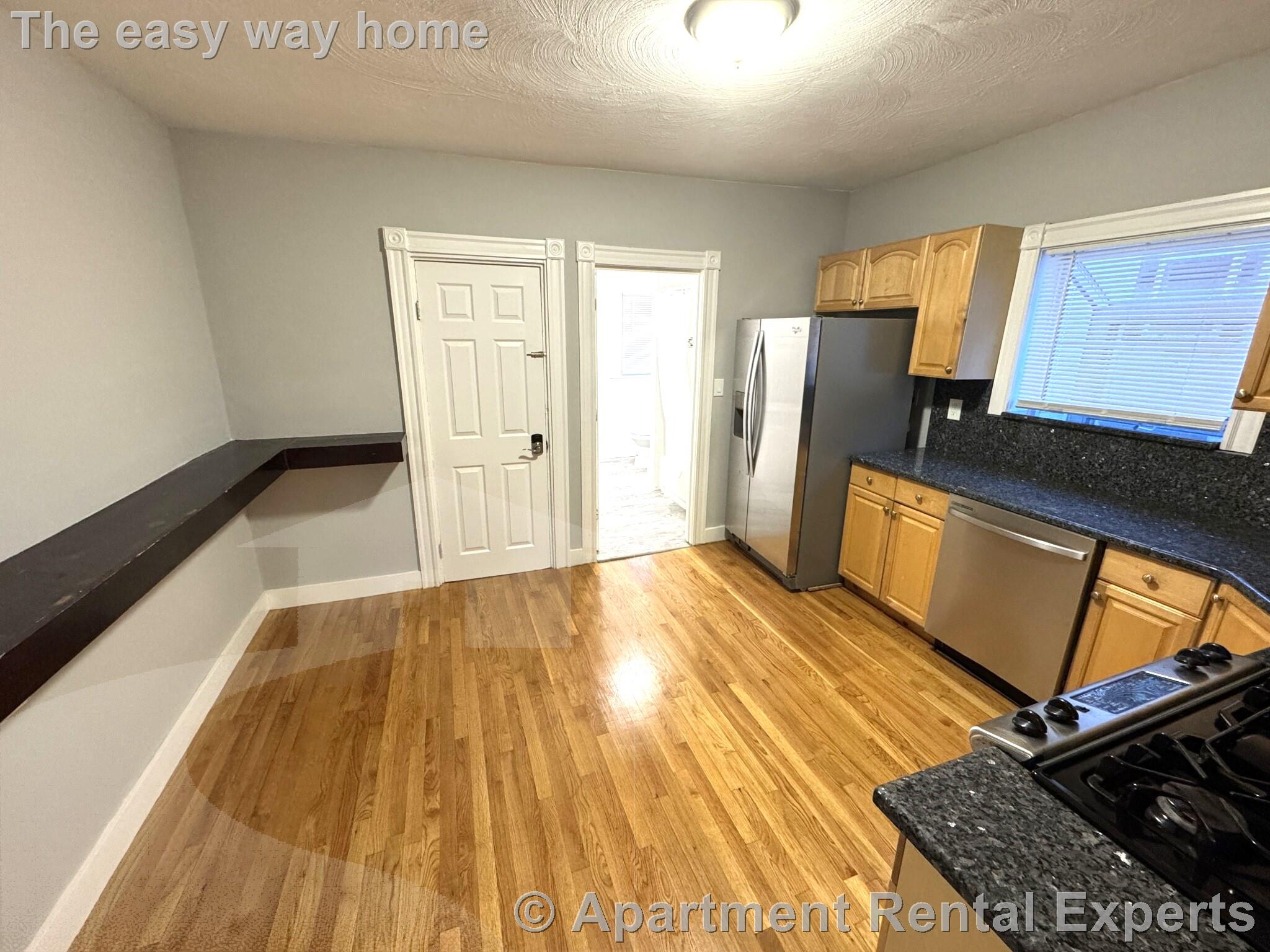 35 Cameron Ave, Davis Square