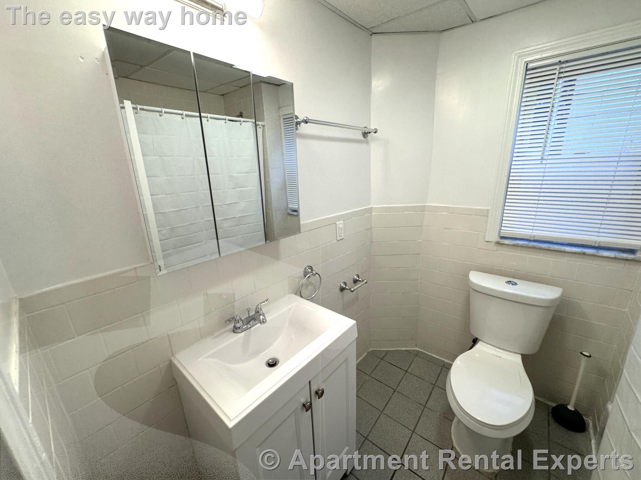 35 Cameron Ave, Davis Square