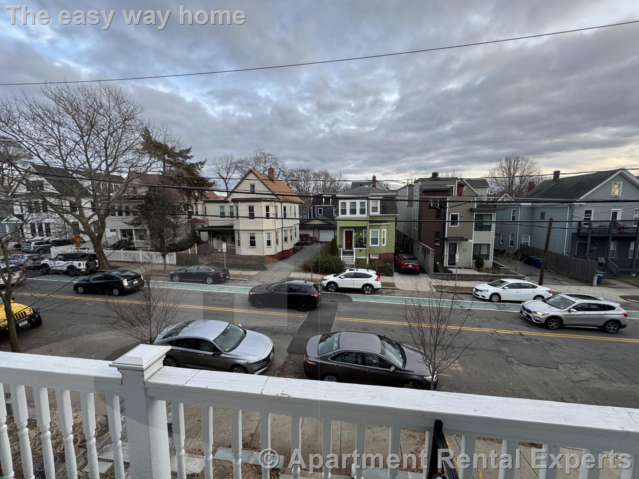 35 Cameron Ave, Davis Square