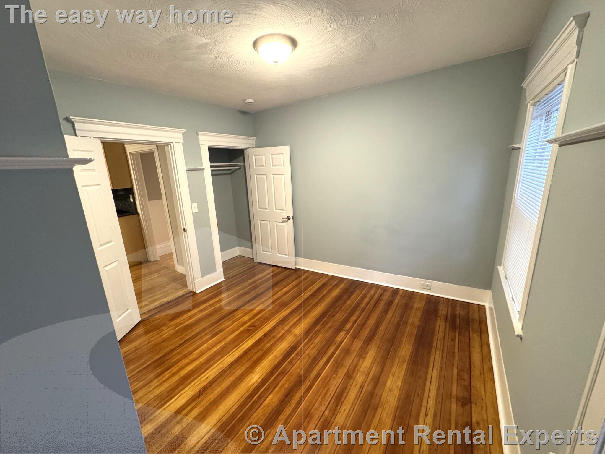 35 Cameron Ave, Davis Square