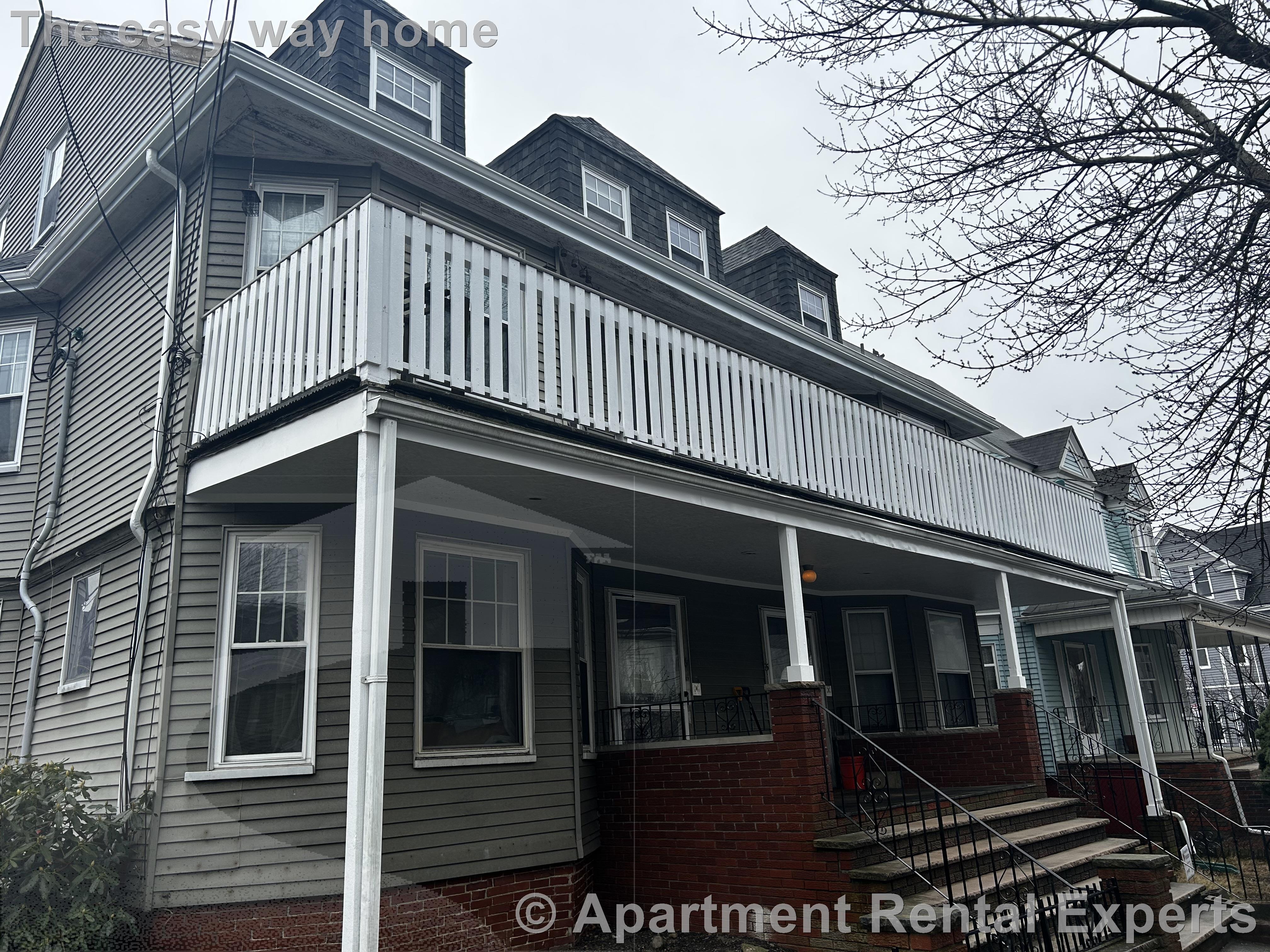 65 Willow Ave, Davis Square