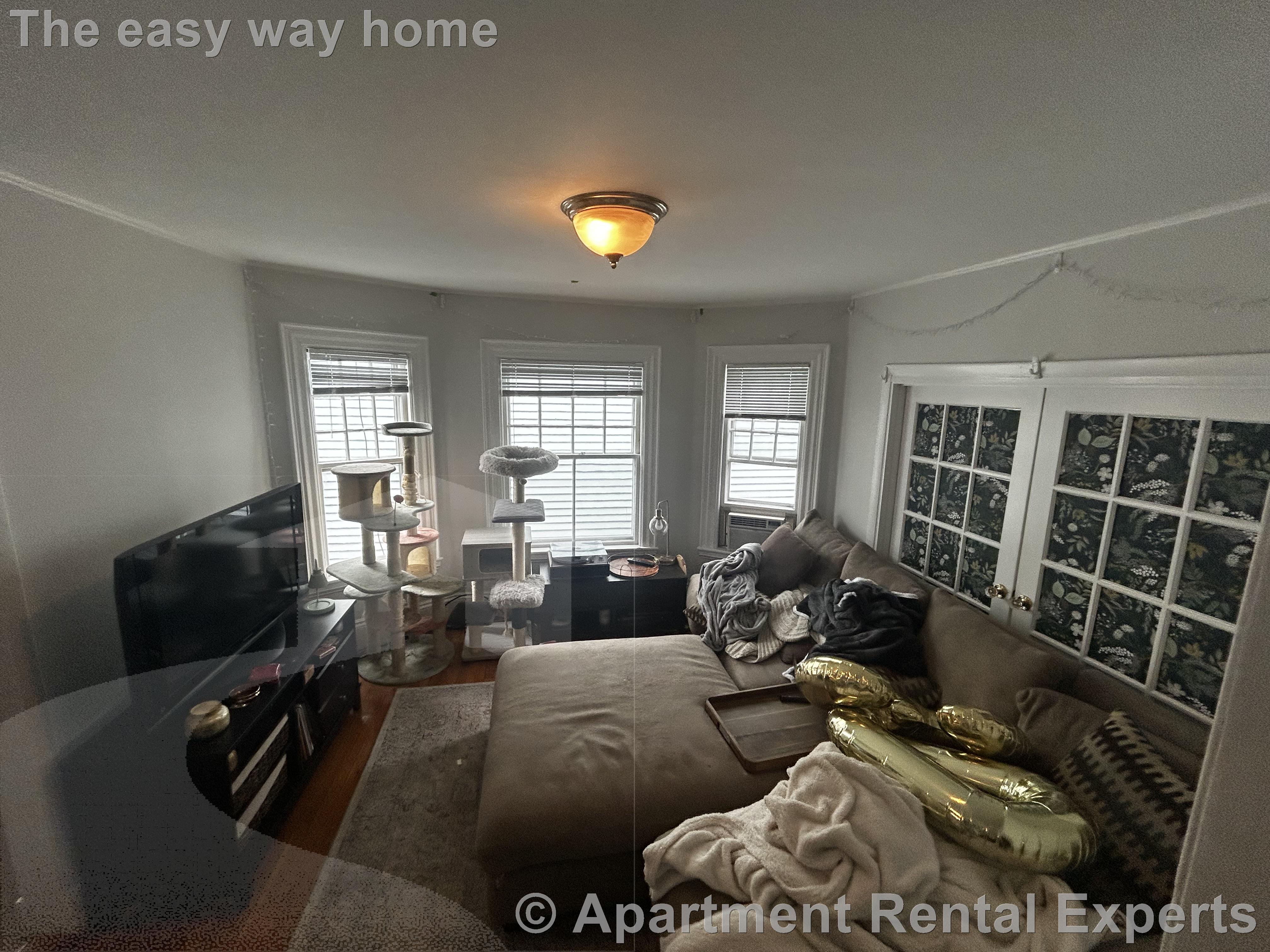 65 Willow Ave, Davis Square