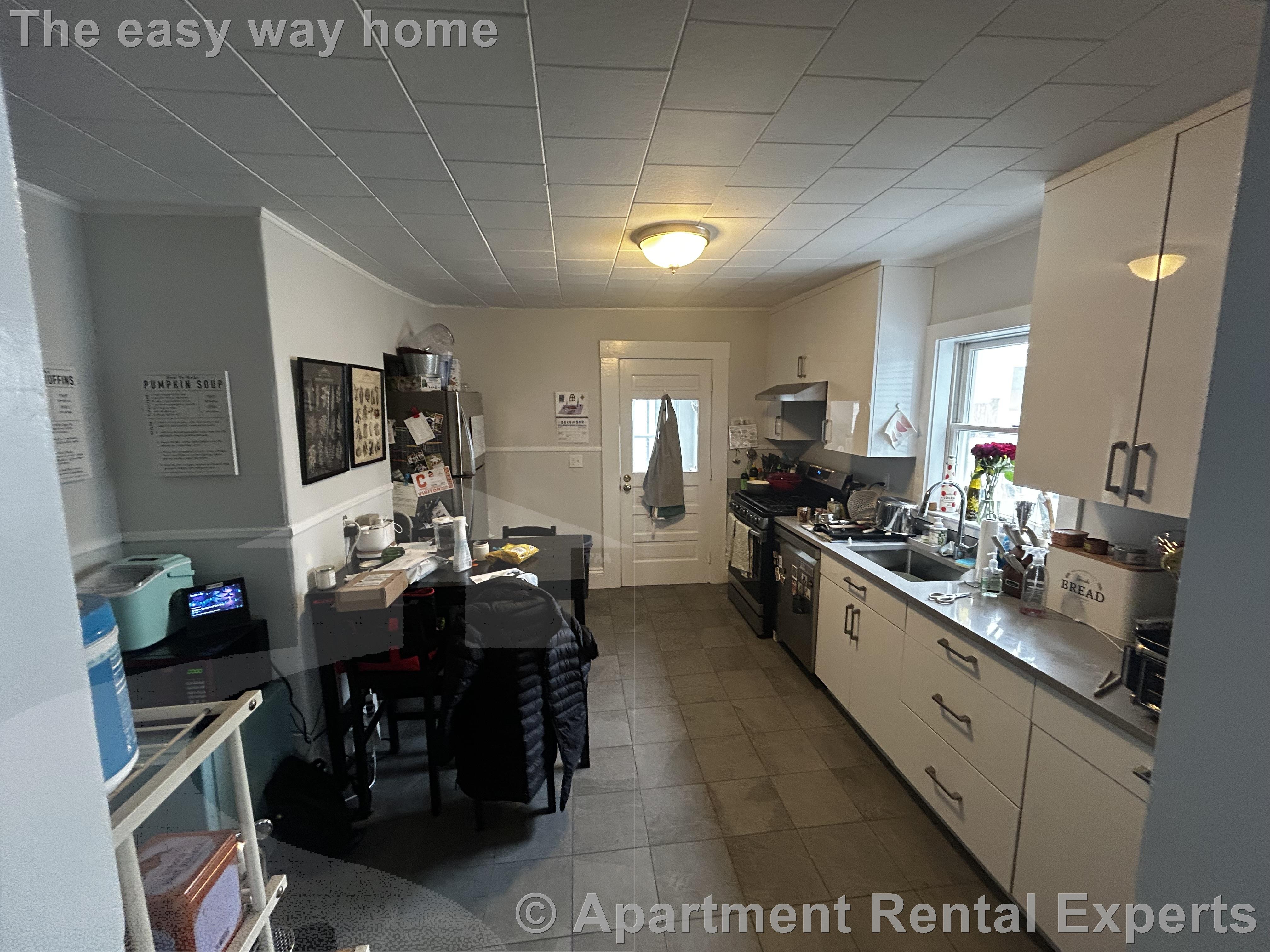 65 Willow Ave, Davis Square