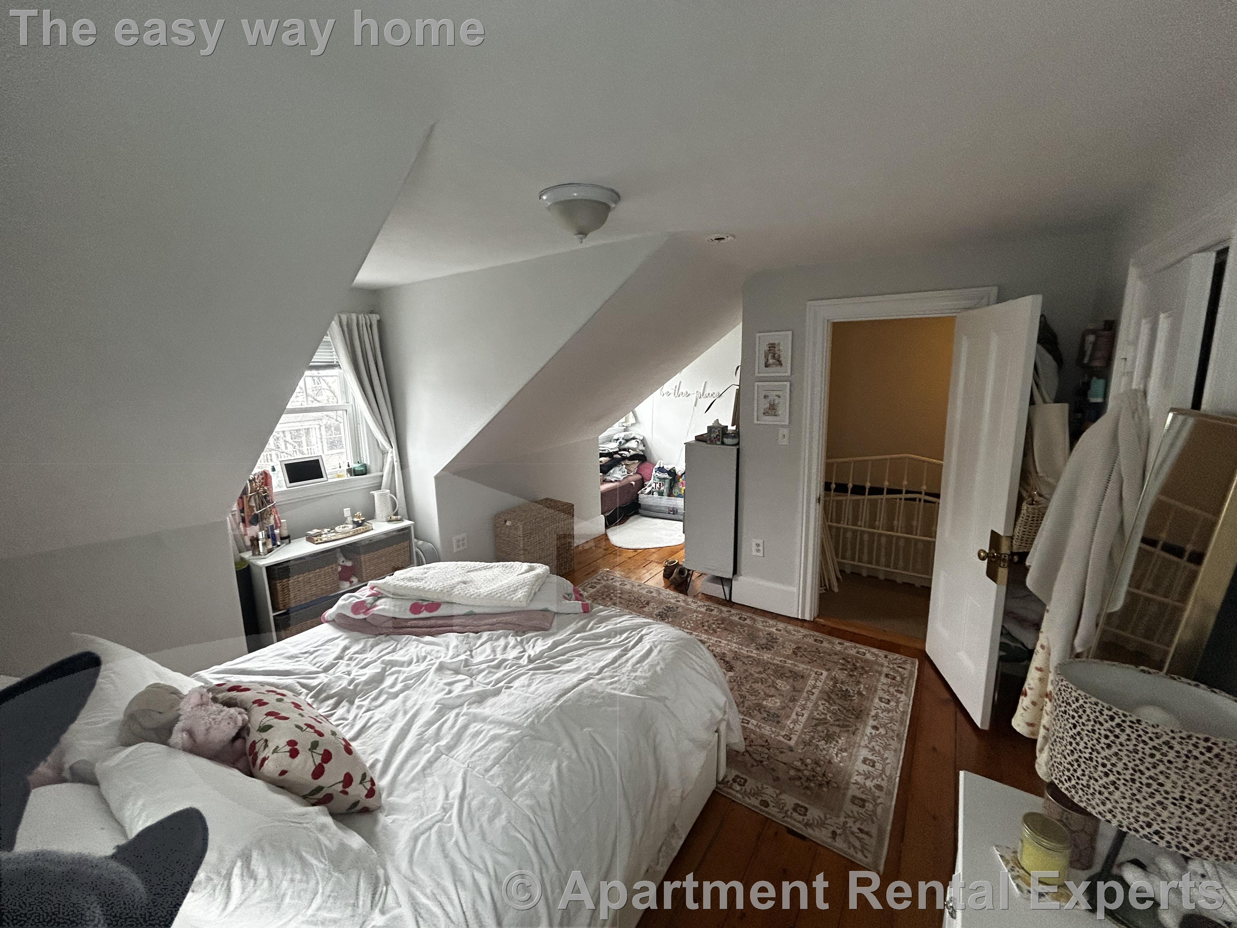 65 Willow Ave, Davis Square