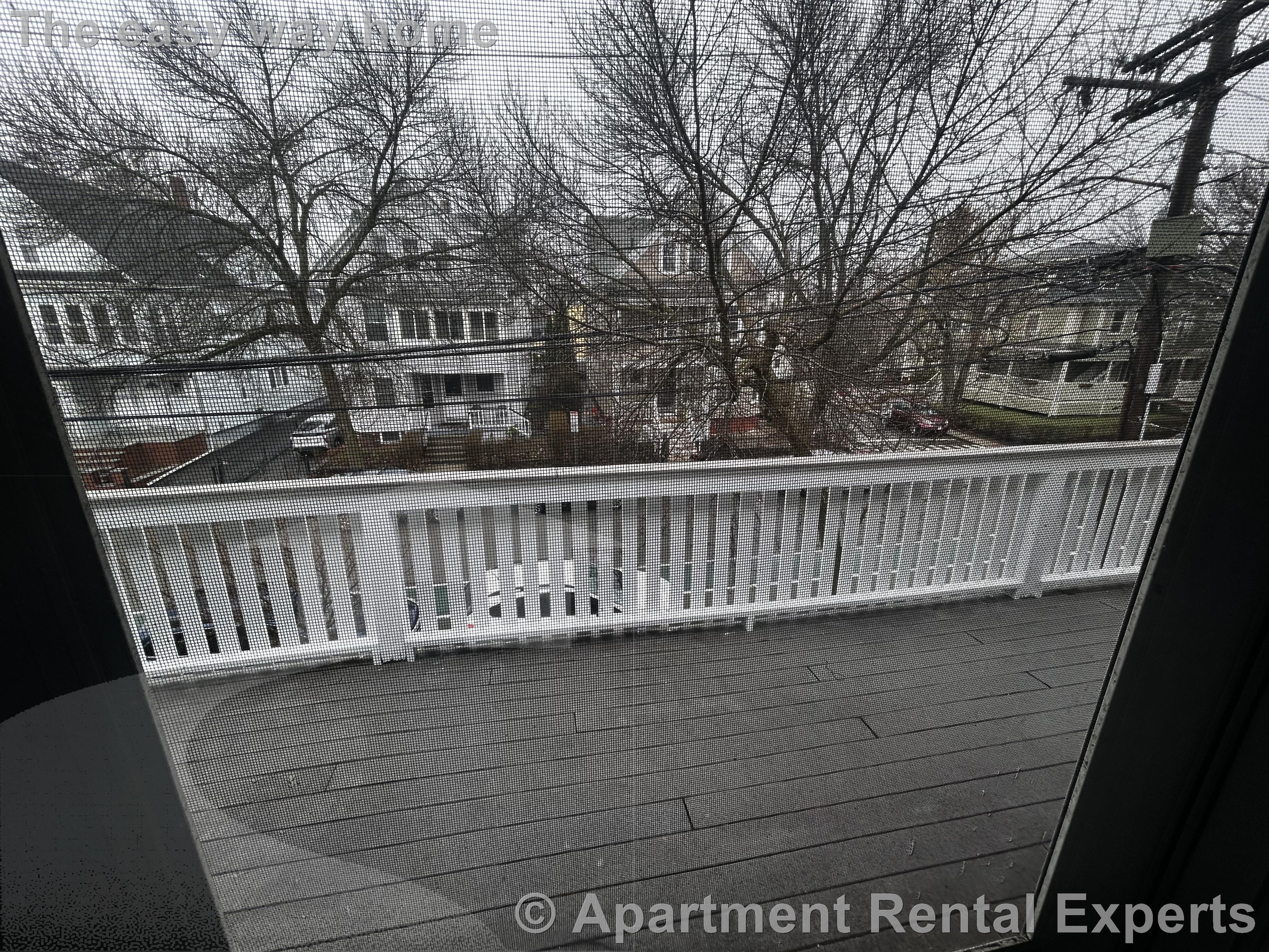 65 Willow Ave, Davis Square