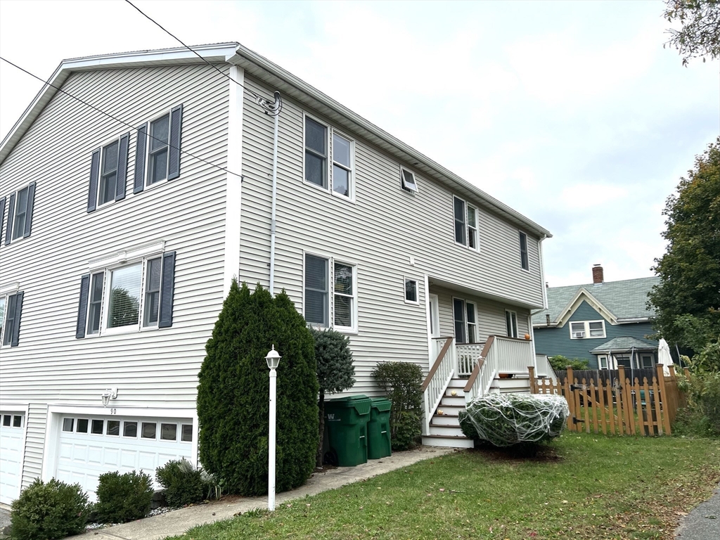 90 Monument, Medford