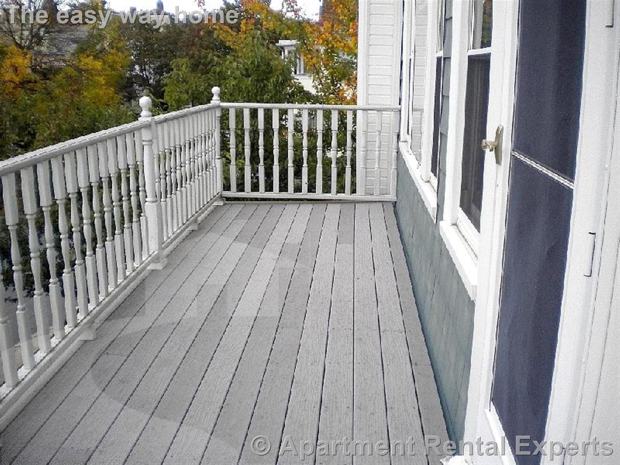 19 Leonard St, Davis Square