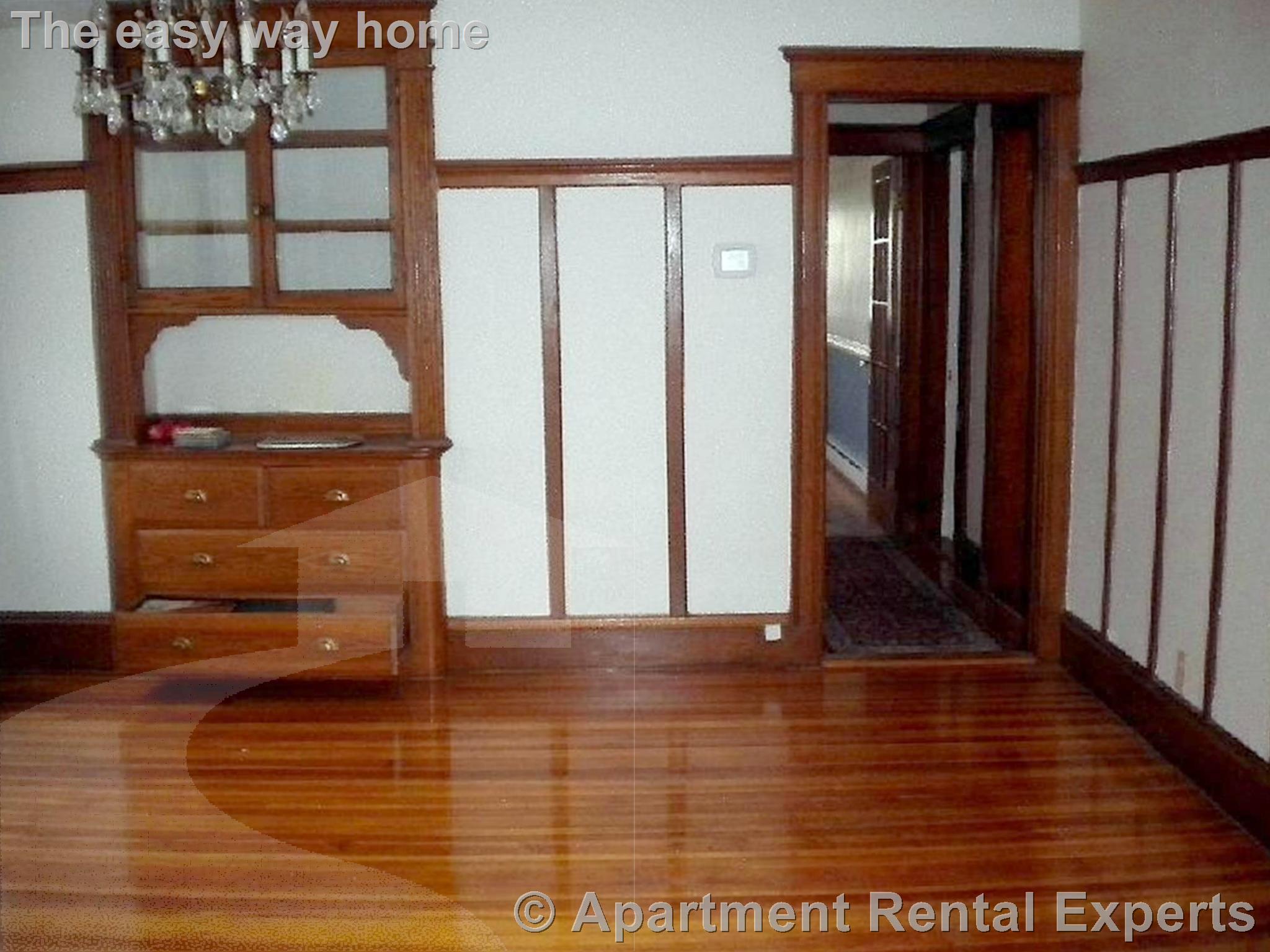 19 Leonard St, Davis Square