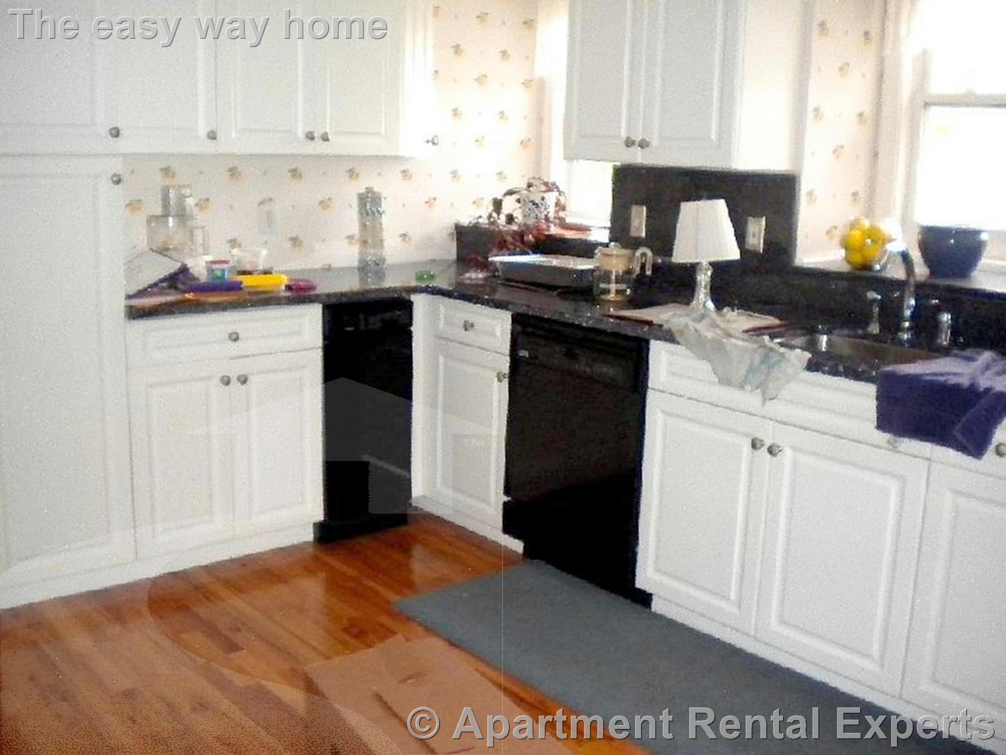 19 Leonard St, Davis Square