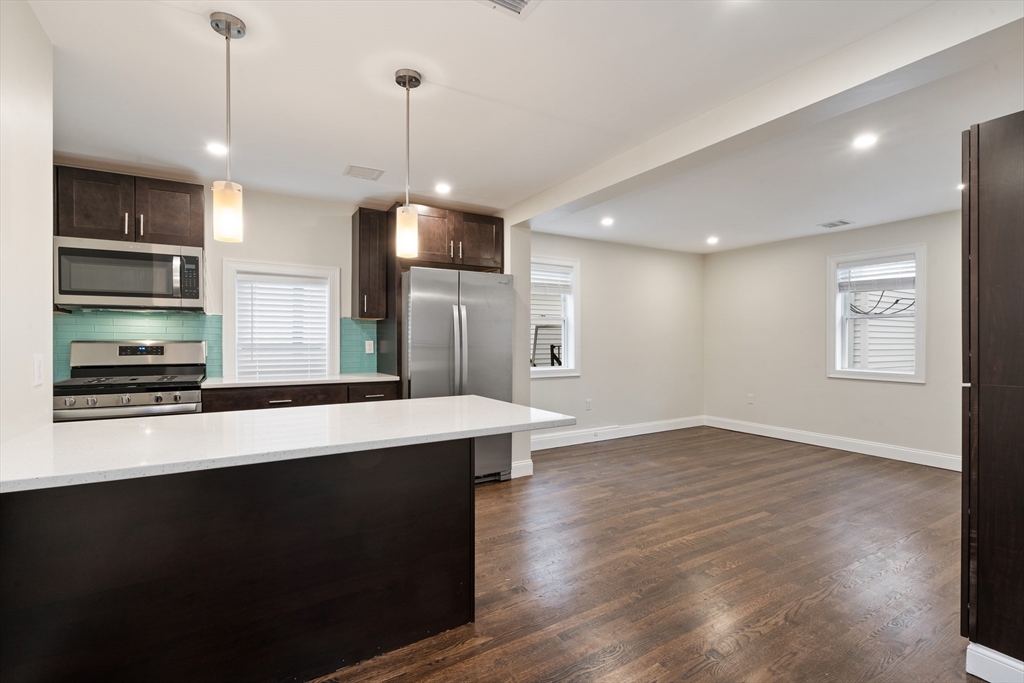 4 Chestnut Pl, Brighton