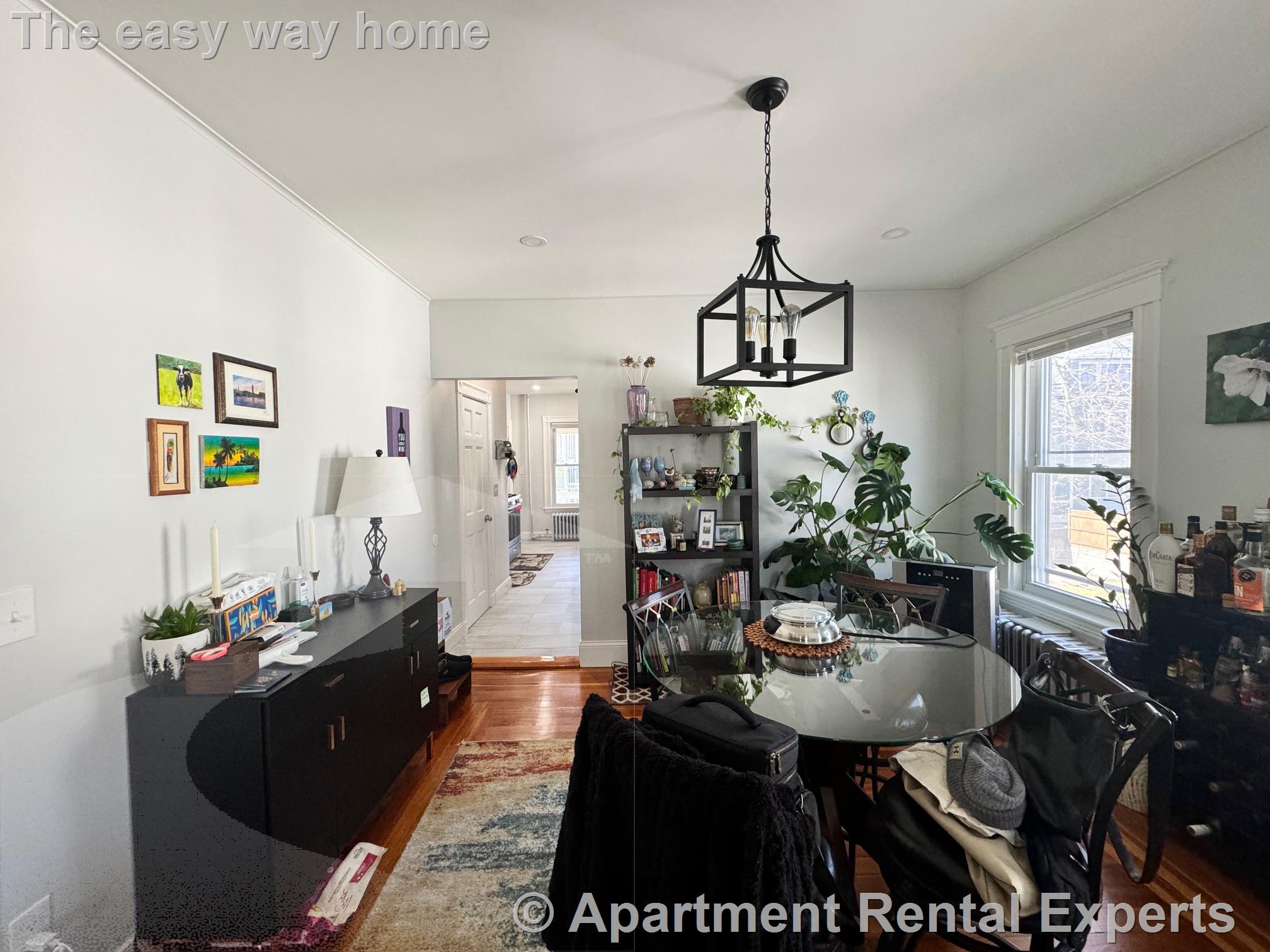 148 Willow Ave, Davis Square