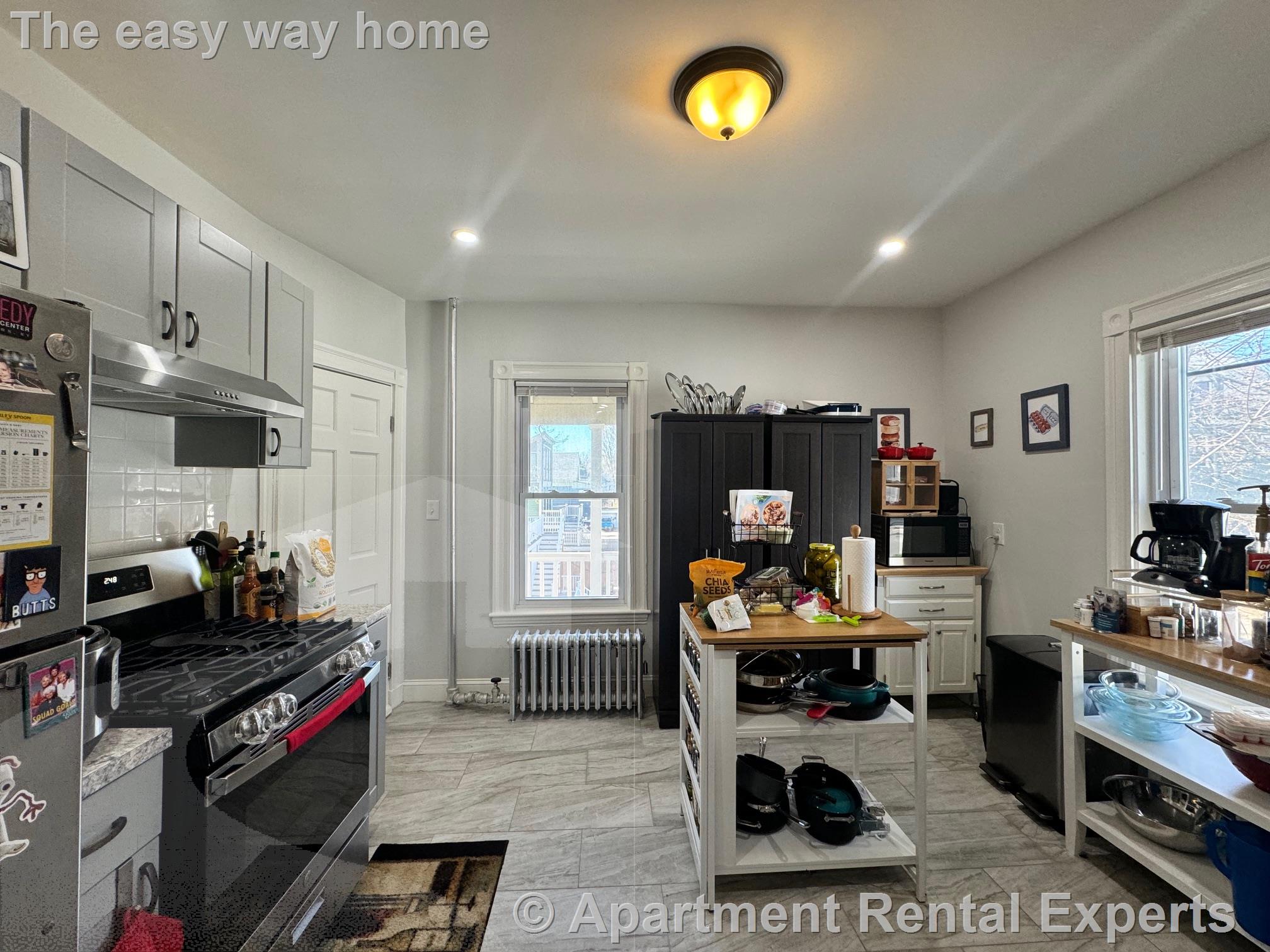 148 Willow Ave, Davis Square