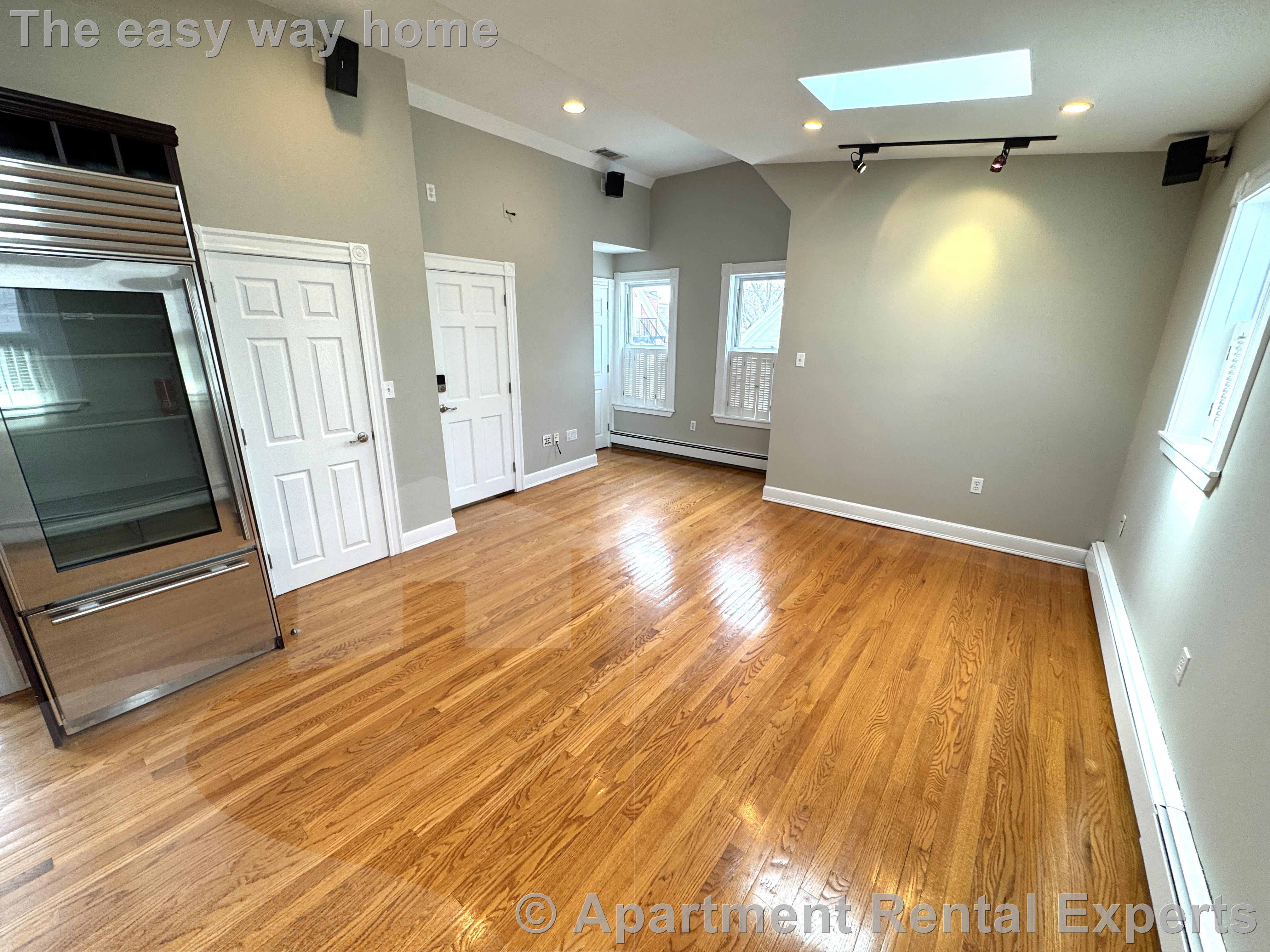 24 Ellington Rd, Davis Square