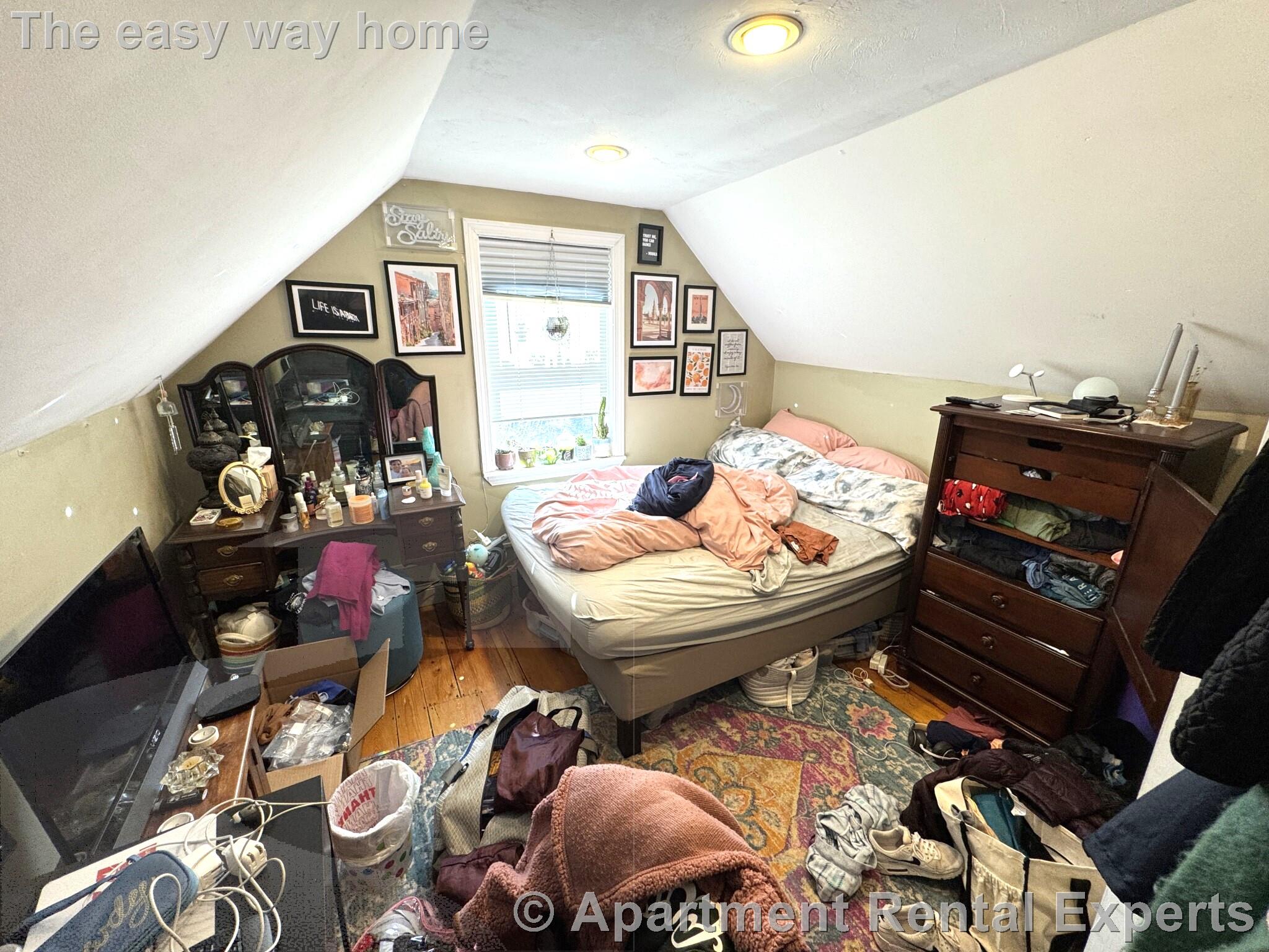 735 Somerville Ave, Porter Square