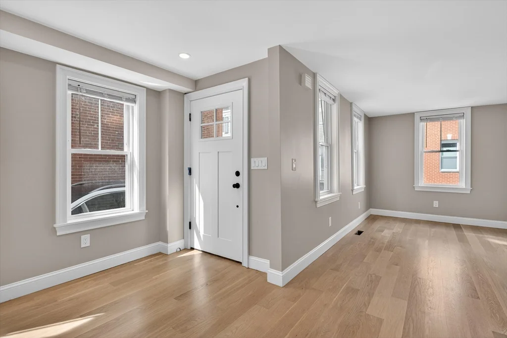 17 Allston St, Charlestown