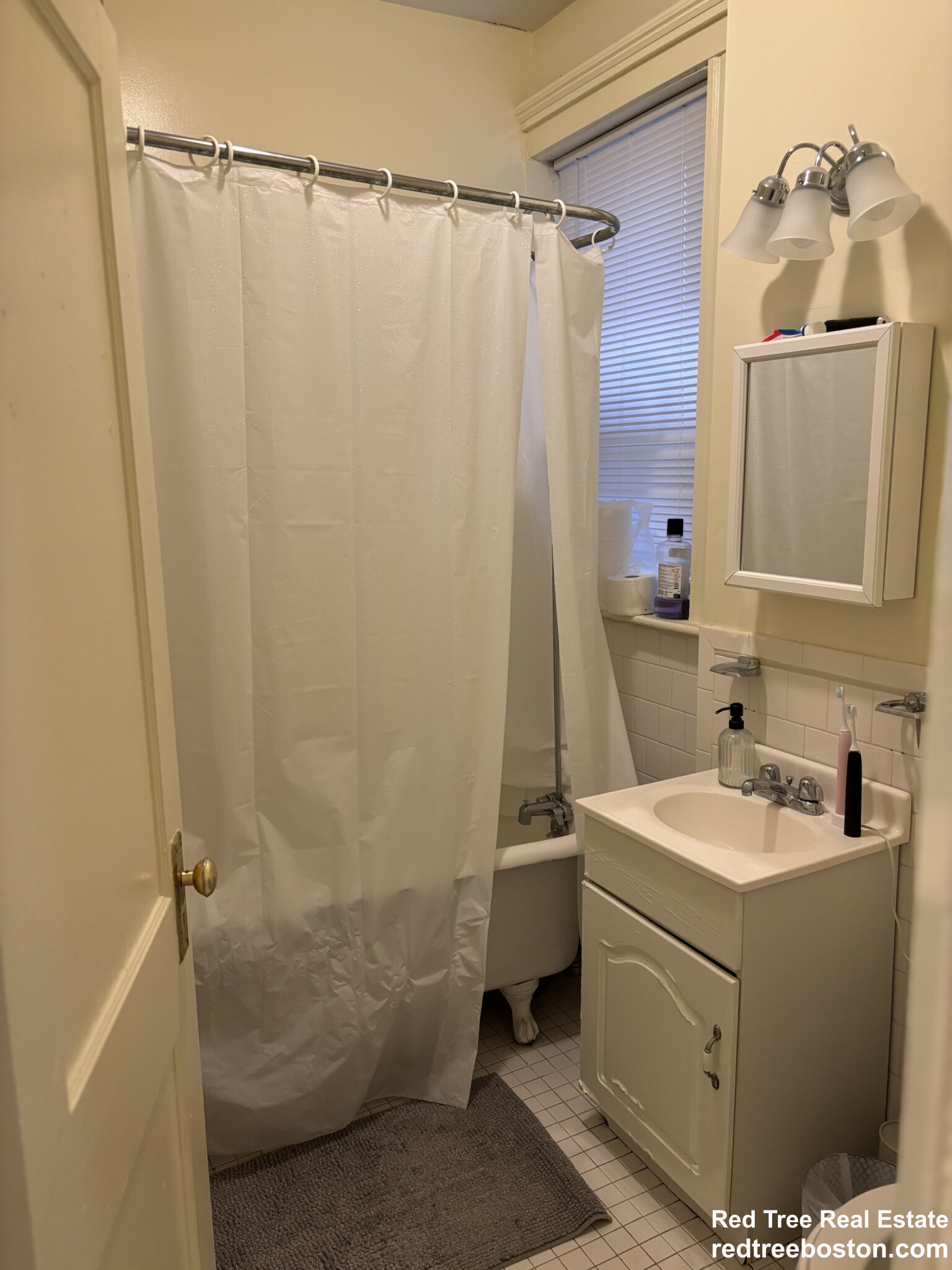 15 Queensberry St, Fenway