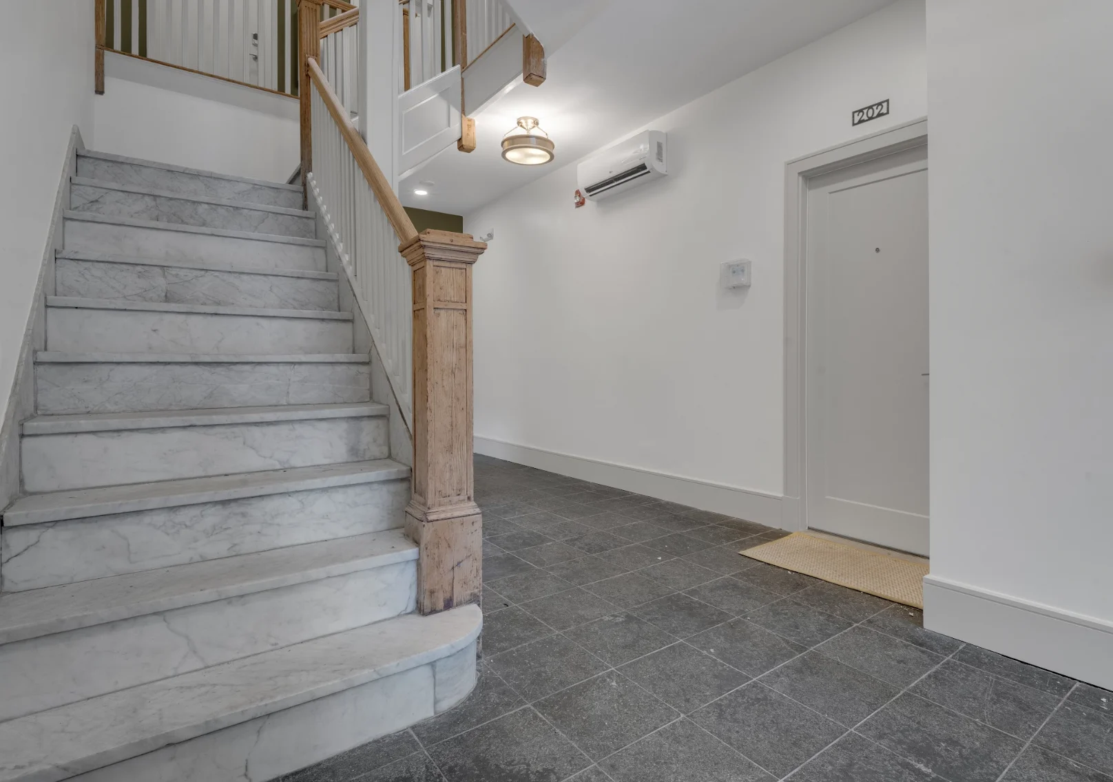 321 Summit Ave, Brighton