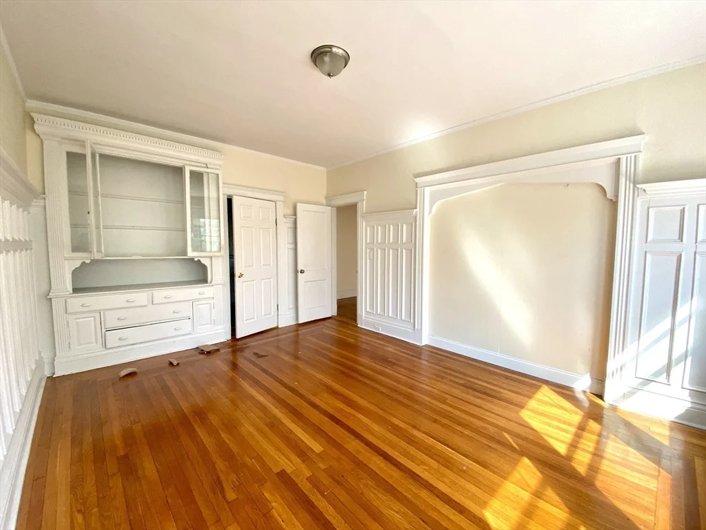 144 Coolidge St, Coolidge Corner