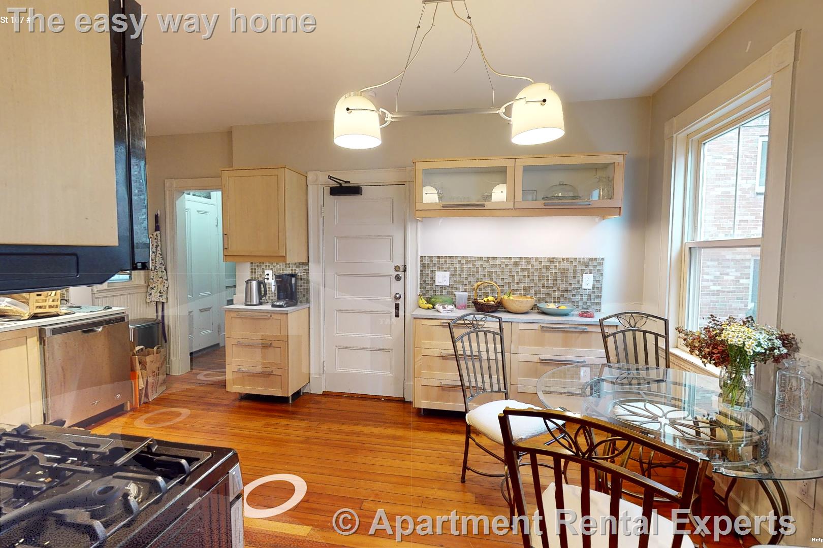 107 Oxford St, Porter Square