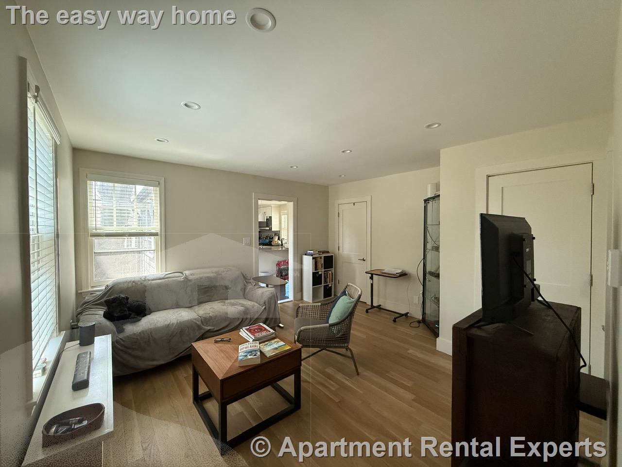 550 Franklin St, Central Square