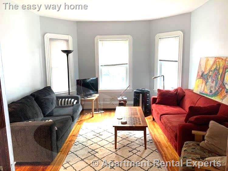 37 Charnwood Rd, Porter Square