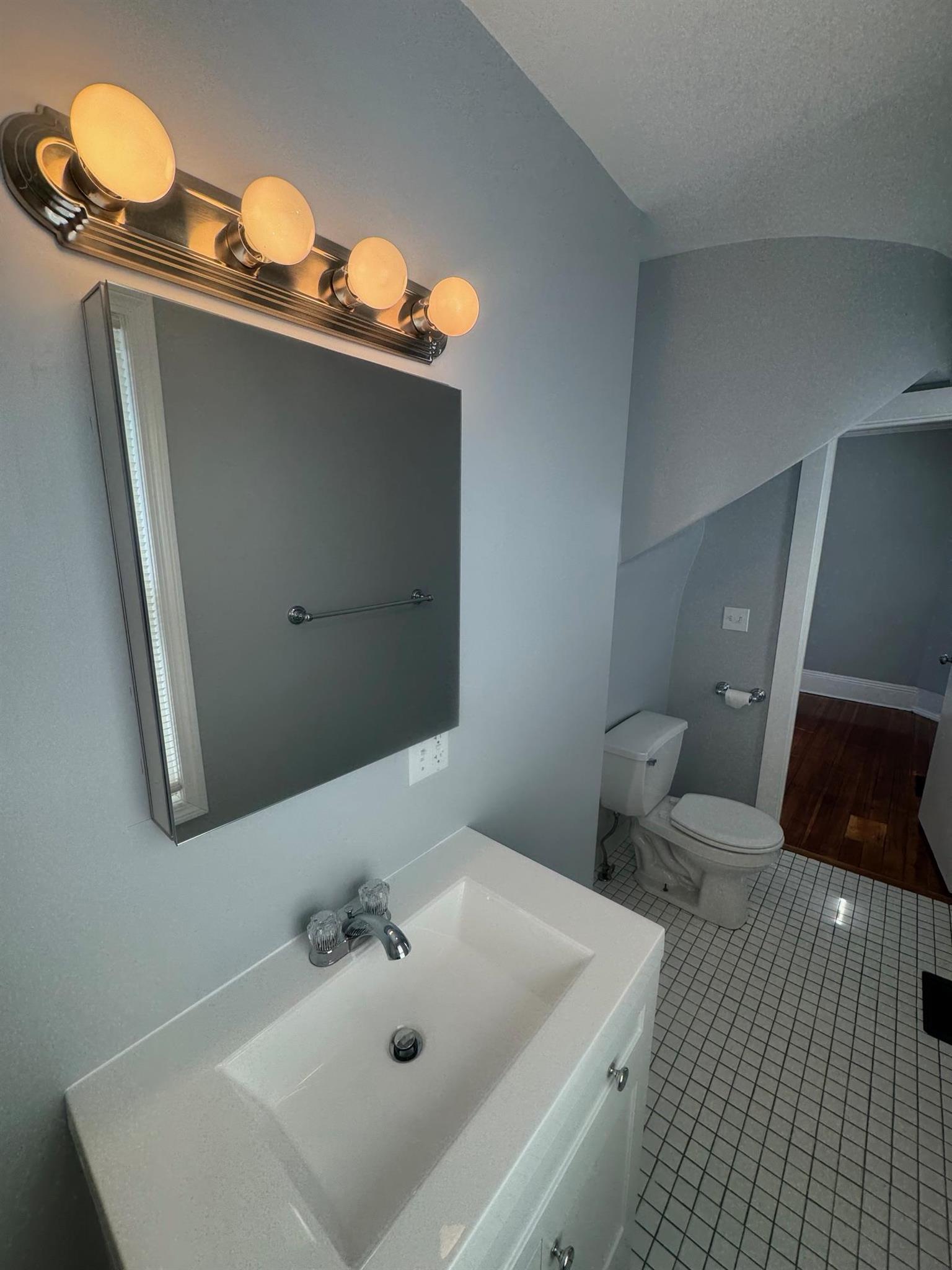 516 Somerville Ave, Ward Two