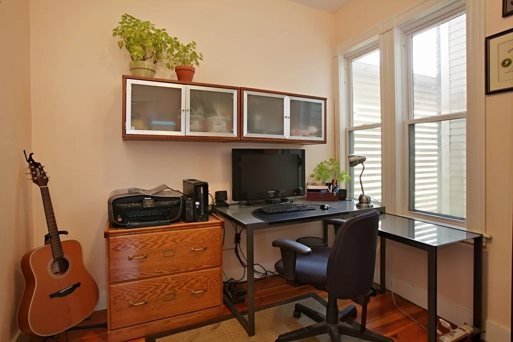 37 Fairmont St, Cambridgeport