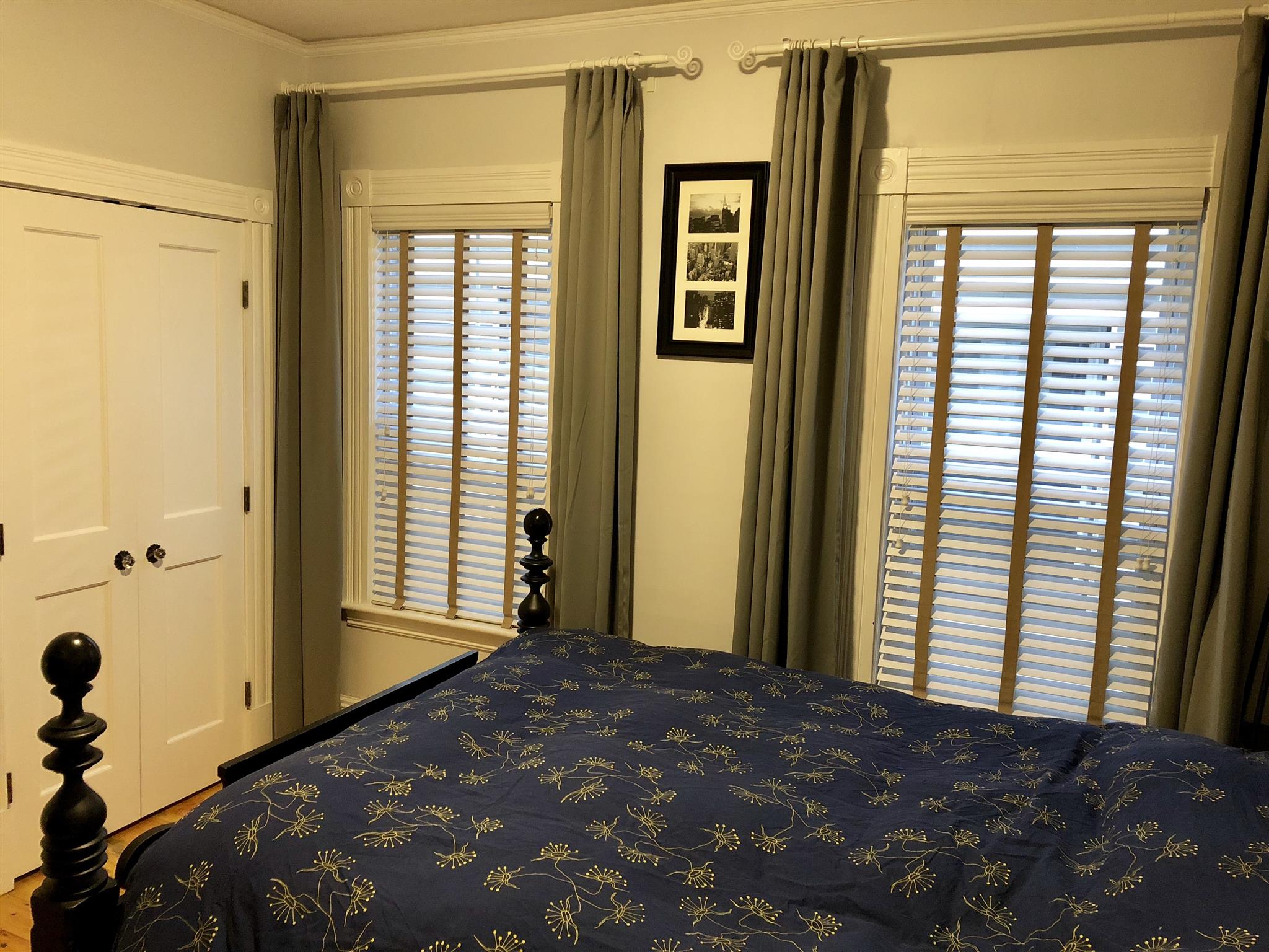 84 Hudson St, Powder House Square