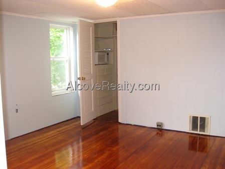 21 Appleton St, Powder House Square