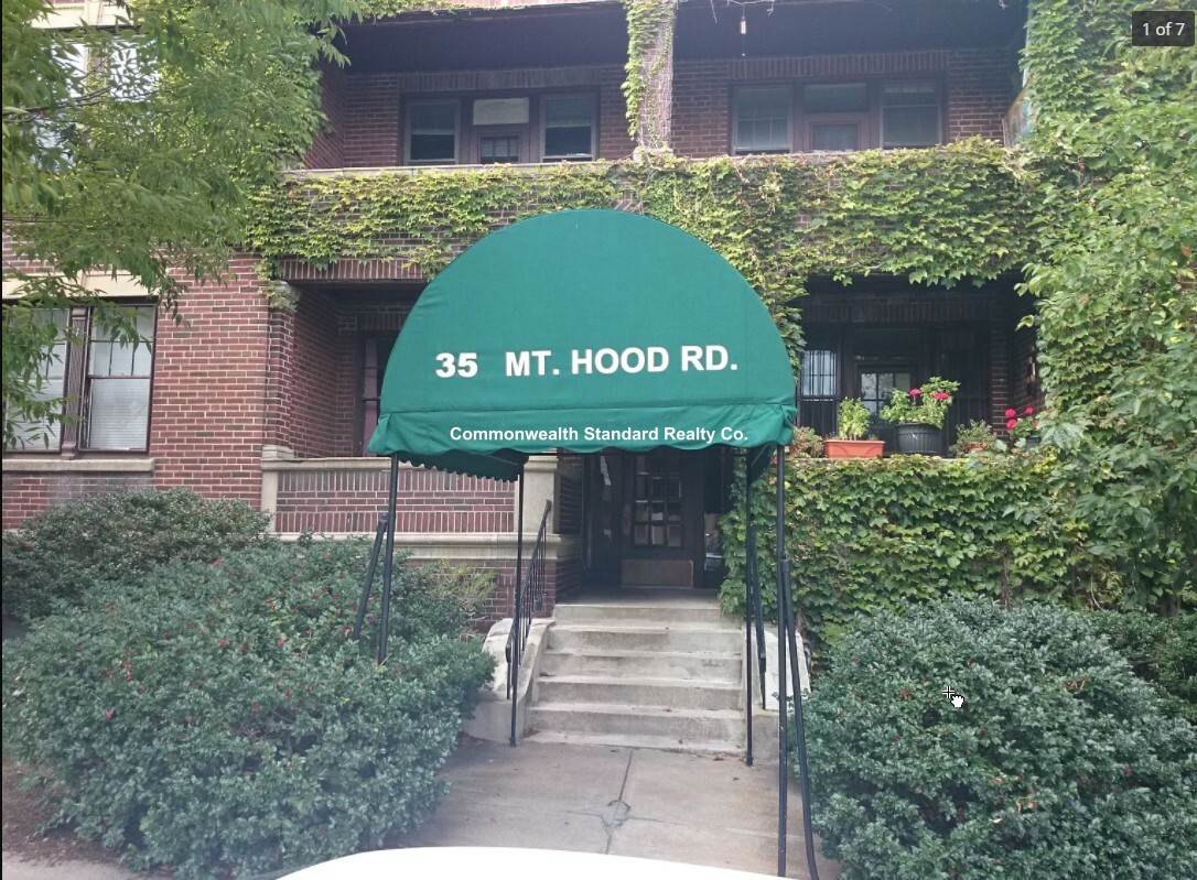 35 Mount Hood Rd, Brighton