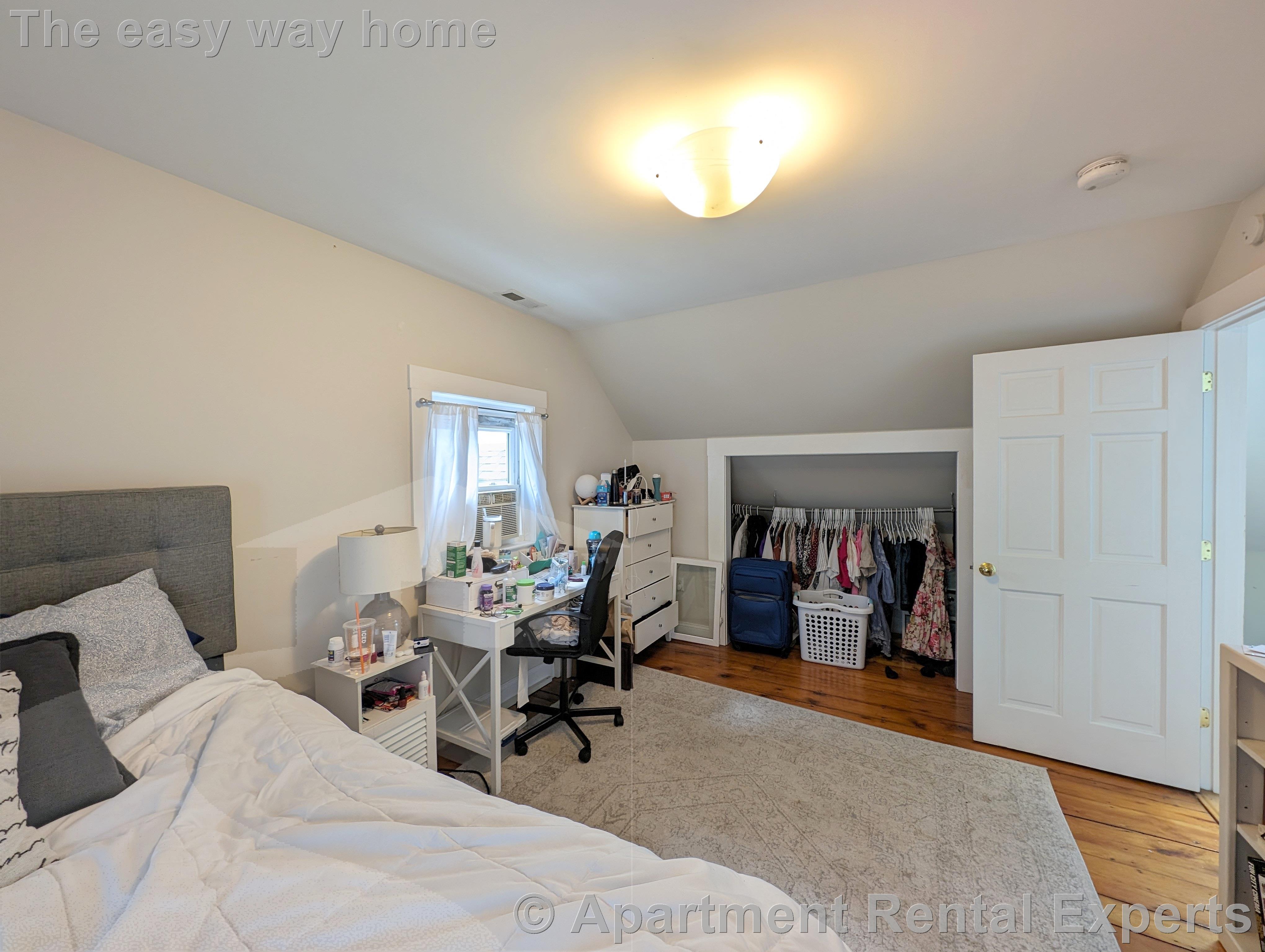 65 Medford St, Magoun Square