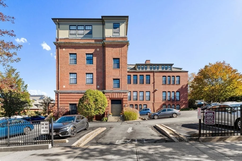 72 Ashland St, Malden