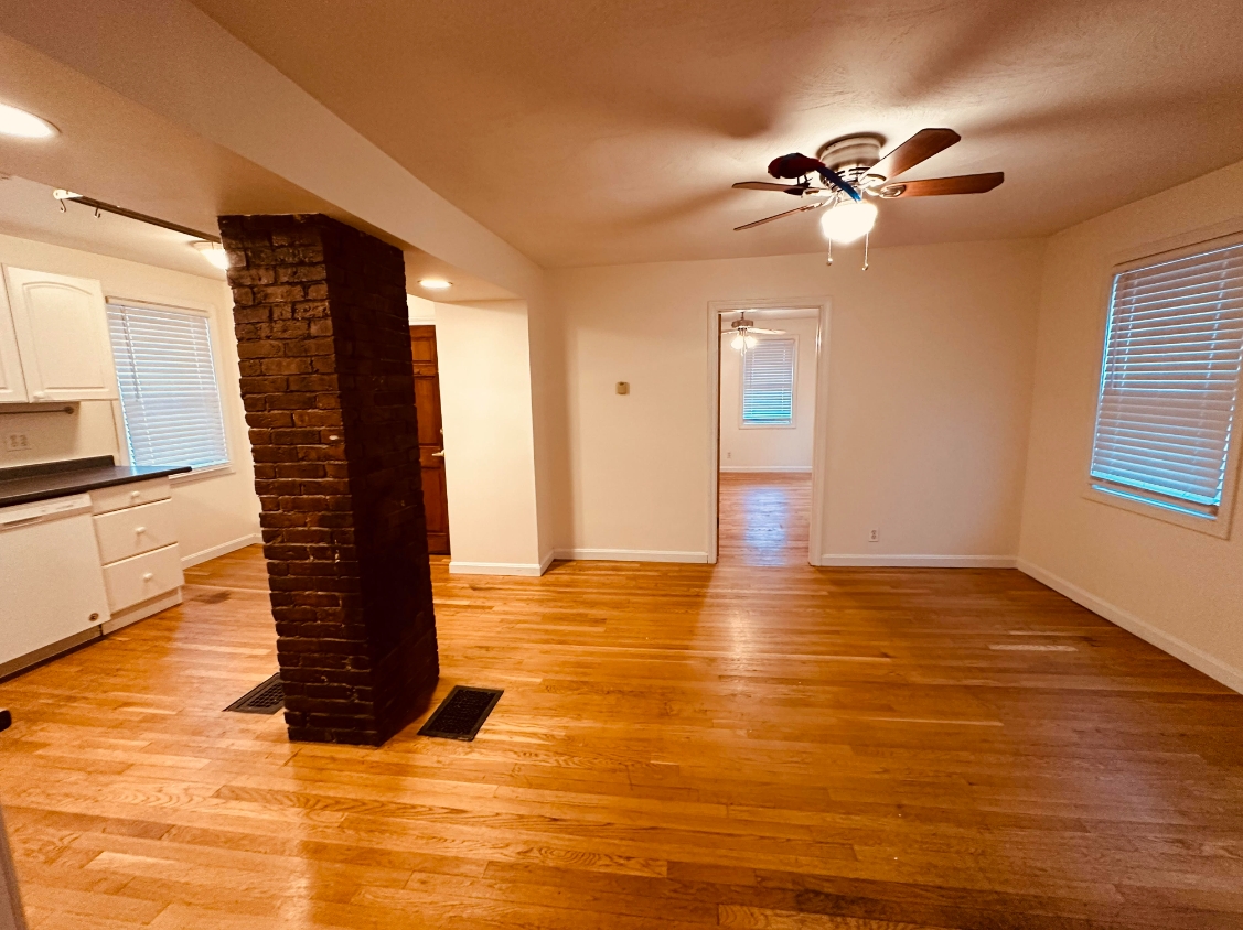 8 Alberta Ter, North Cambridge